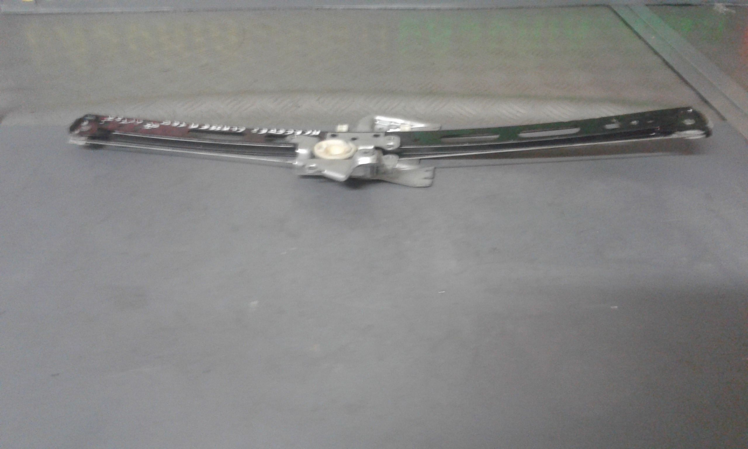 Alzacristallo Porta Ant. Sinistro Usato