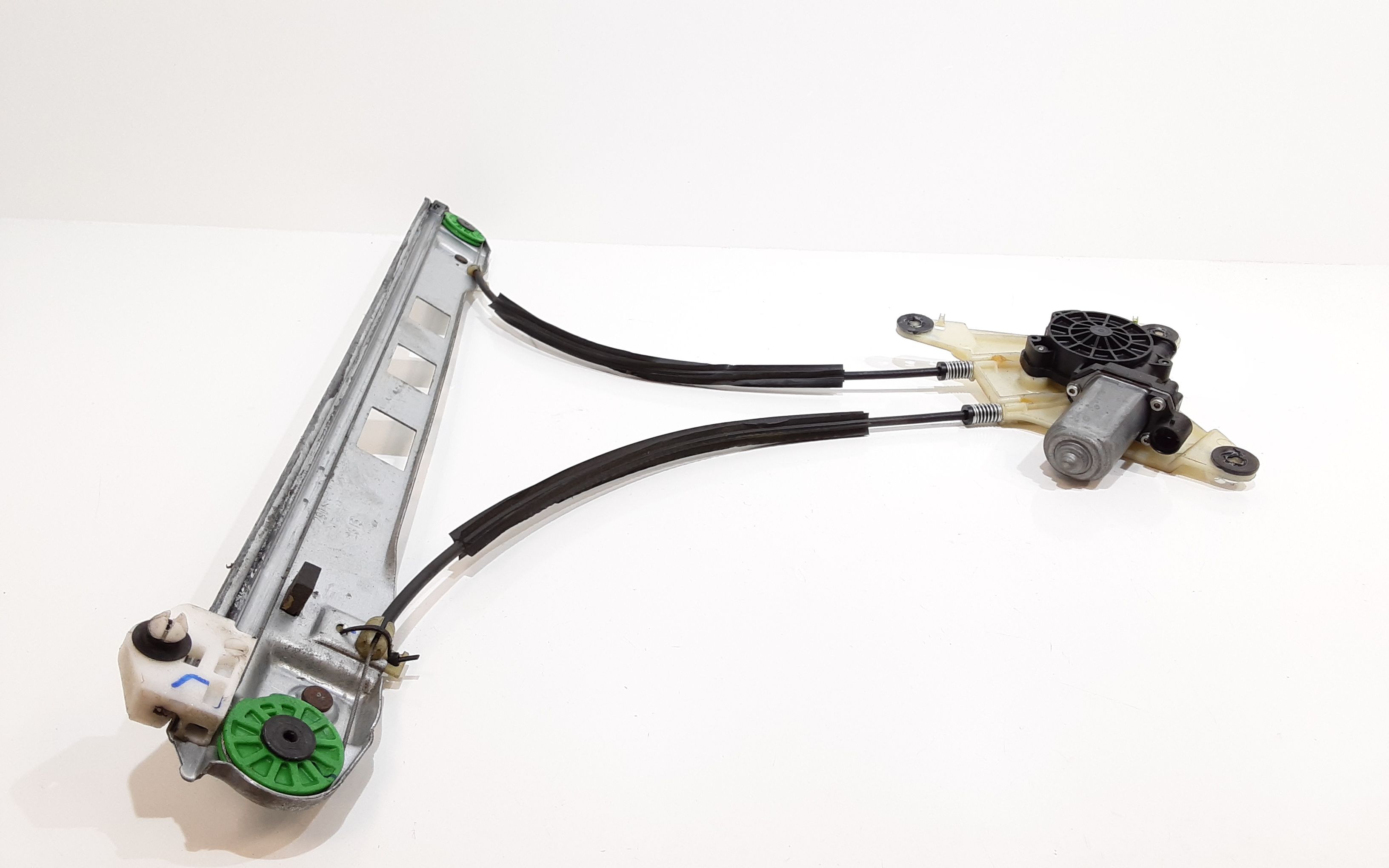 Alzacristallo Porta Ant. Destro 807200009R Usato