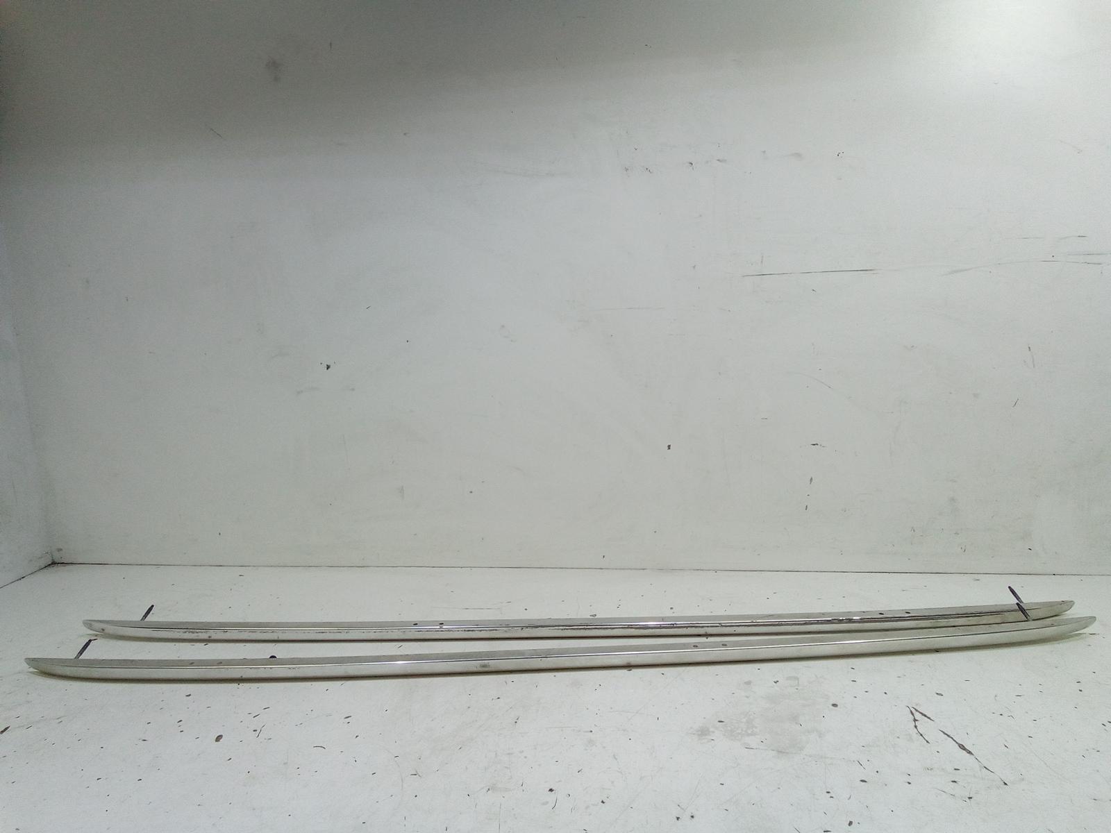 Barre Portatutto Per Mancorrente Tetto Destro + Barre Portatutto Per Mancorrente Tetto Sinistro Usato