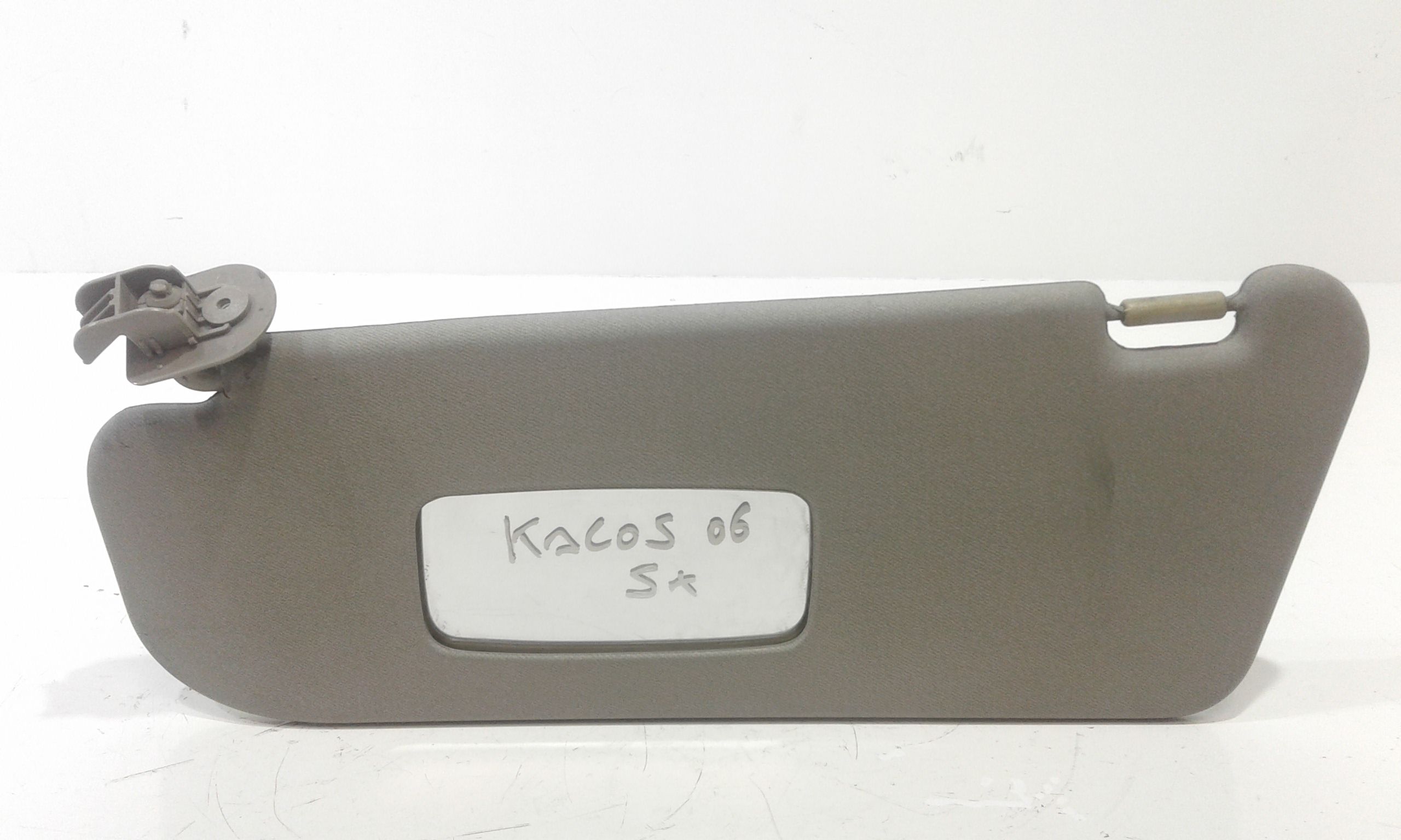 Aletta Parasole Parabrezza Sinistro 96537730 Usato