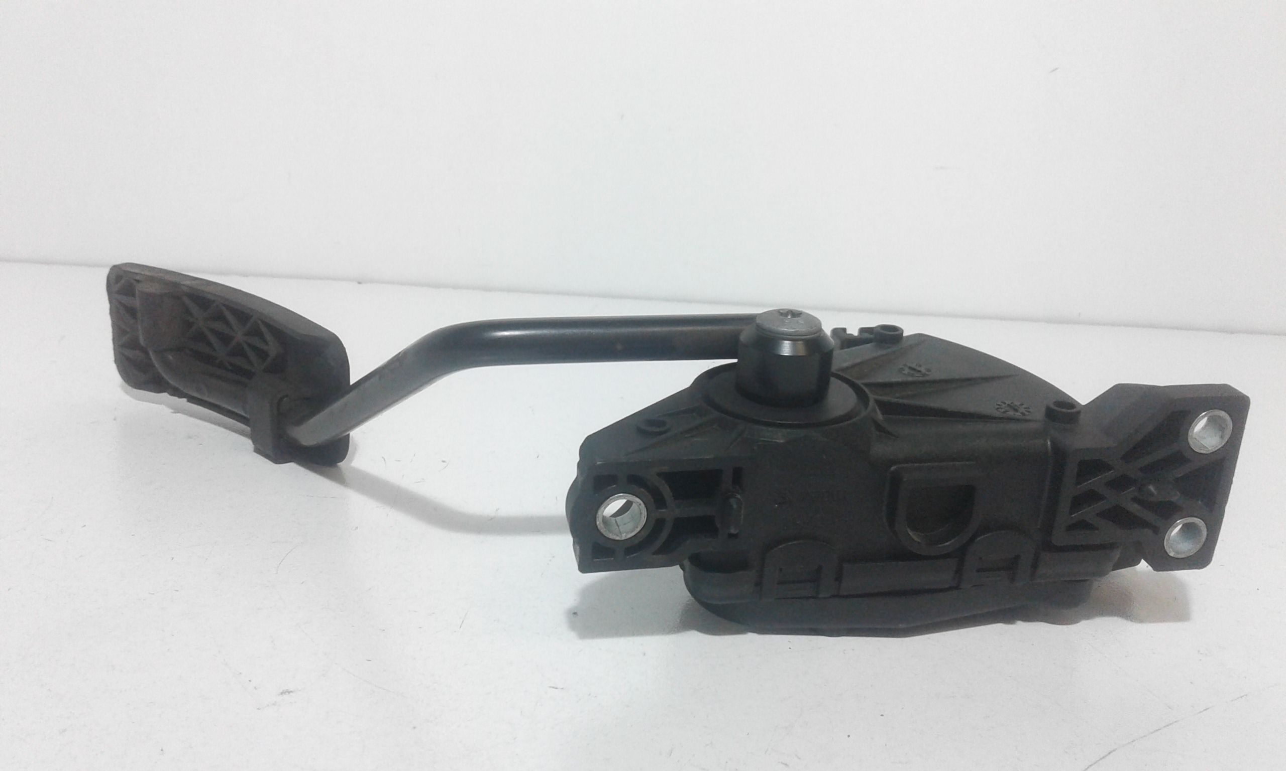 Pedale Acceleratore 4940057K50000 Usato