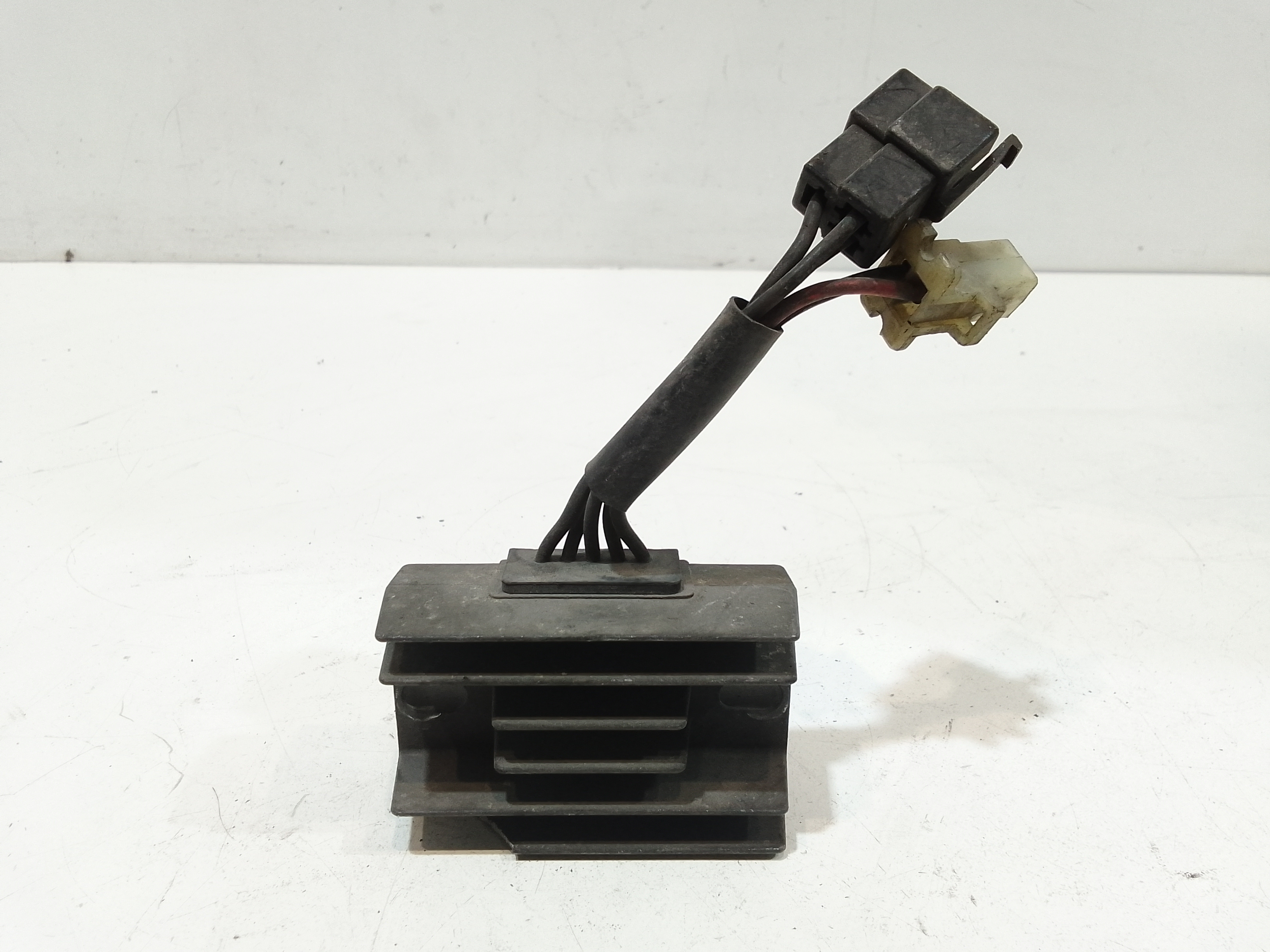 Regolatore Tensione Usato