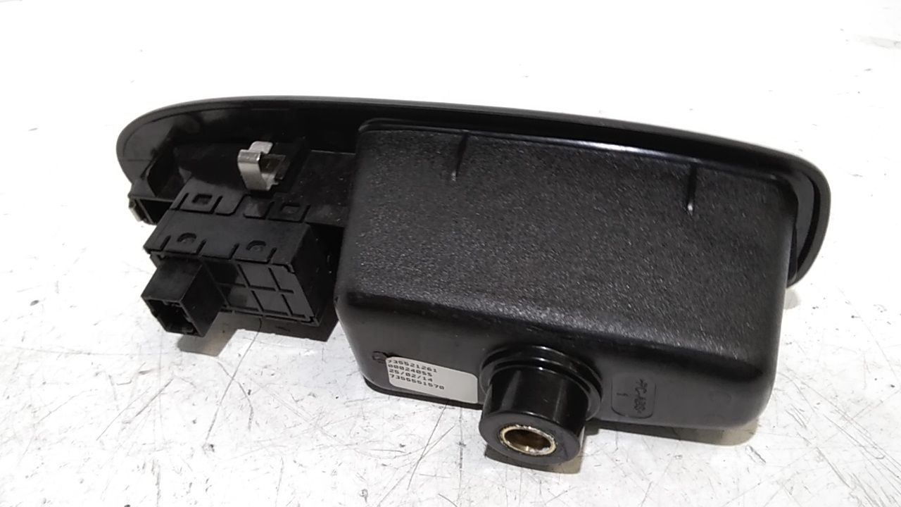 Interruttore Alzacristalli Porta Post. Sinistro 735555157 Usato