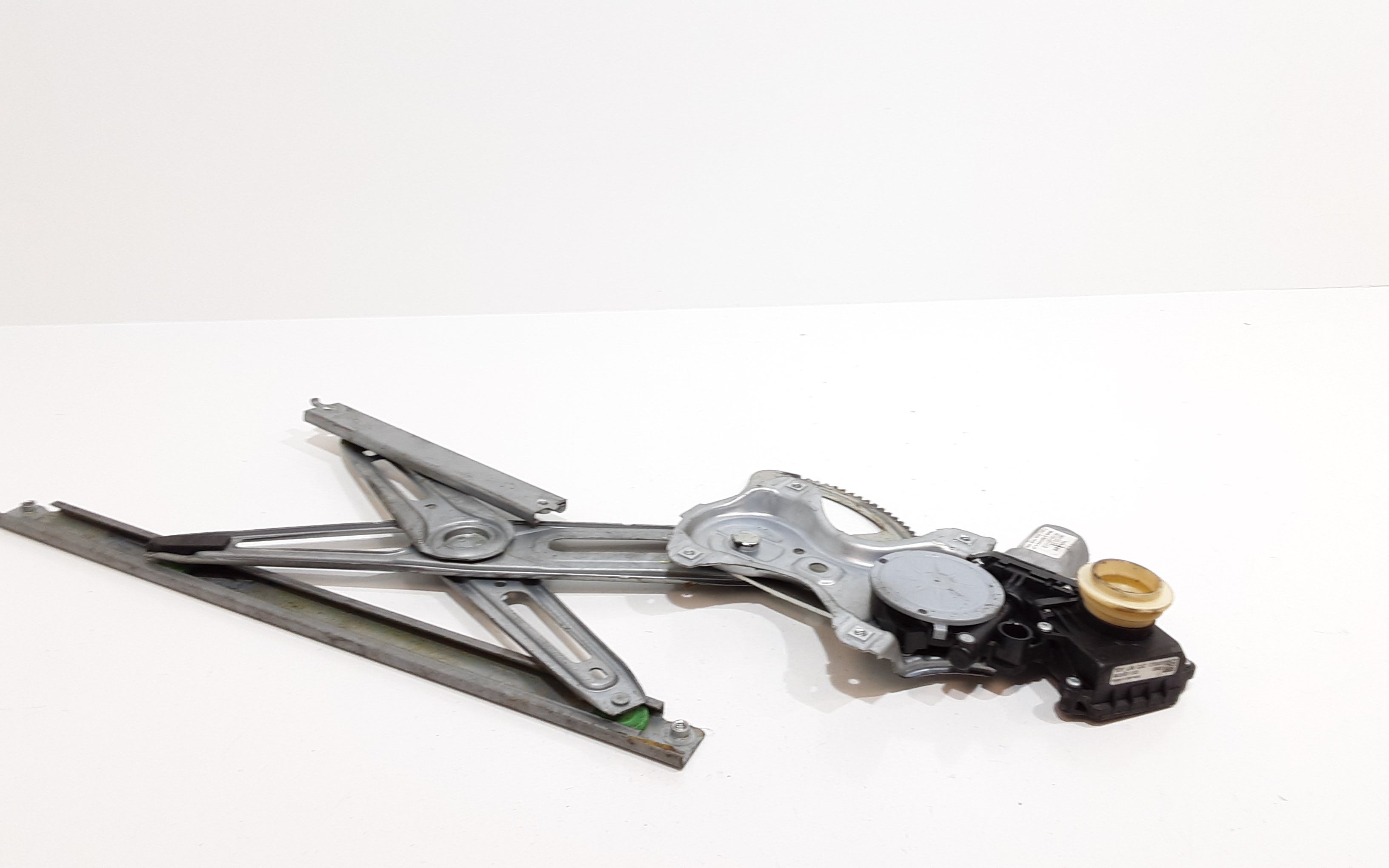 Alzacristallo Porta Ant. Sinistro 6982052270 Usato