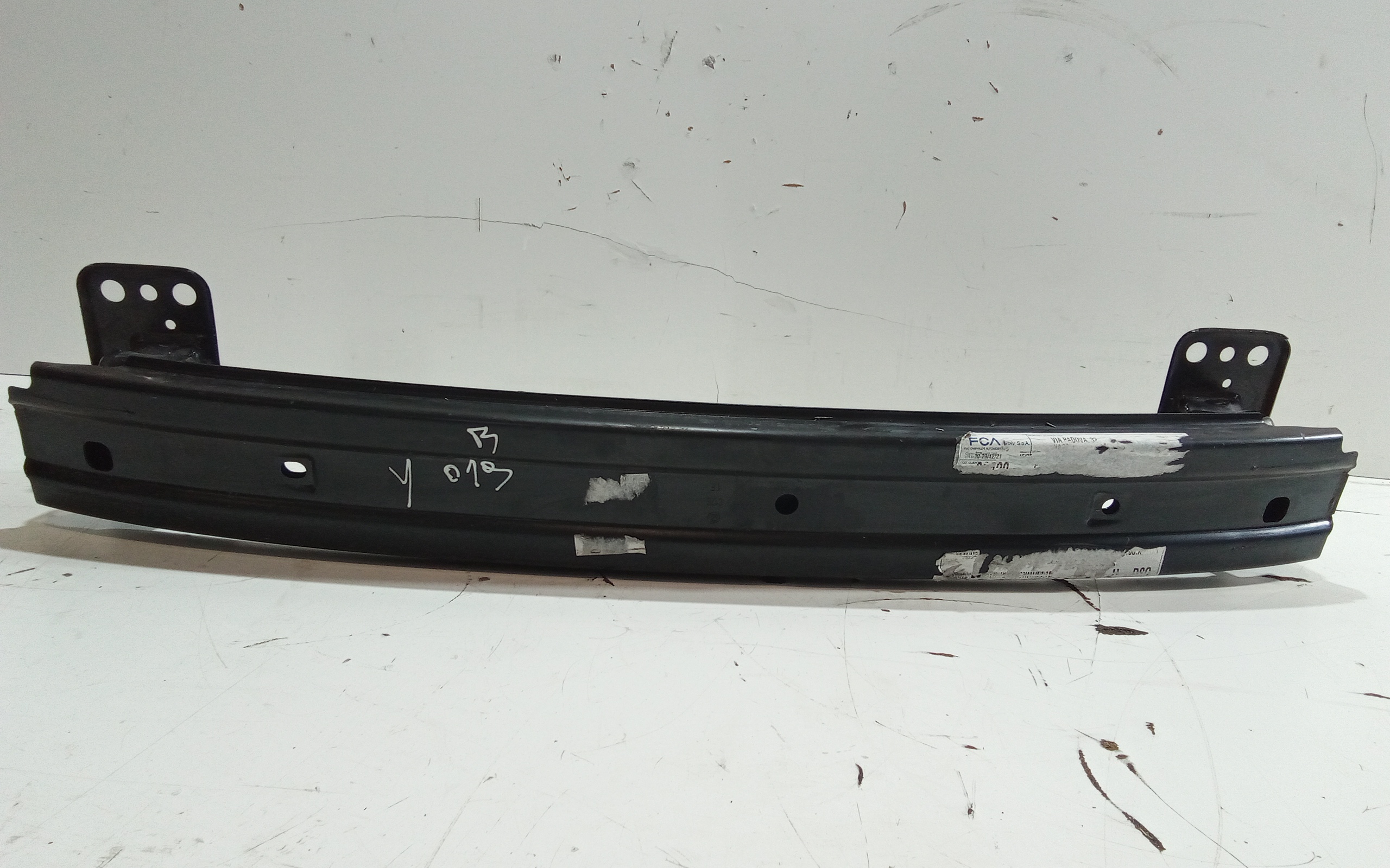Rinforzo Paraurti Ant. Usato
