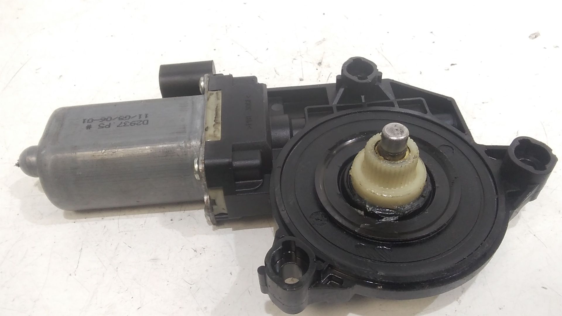 Motorino Alzacristallo Porta Ant. Destro 71740122 Usato