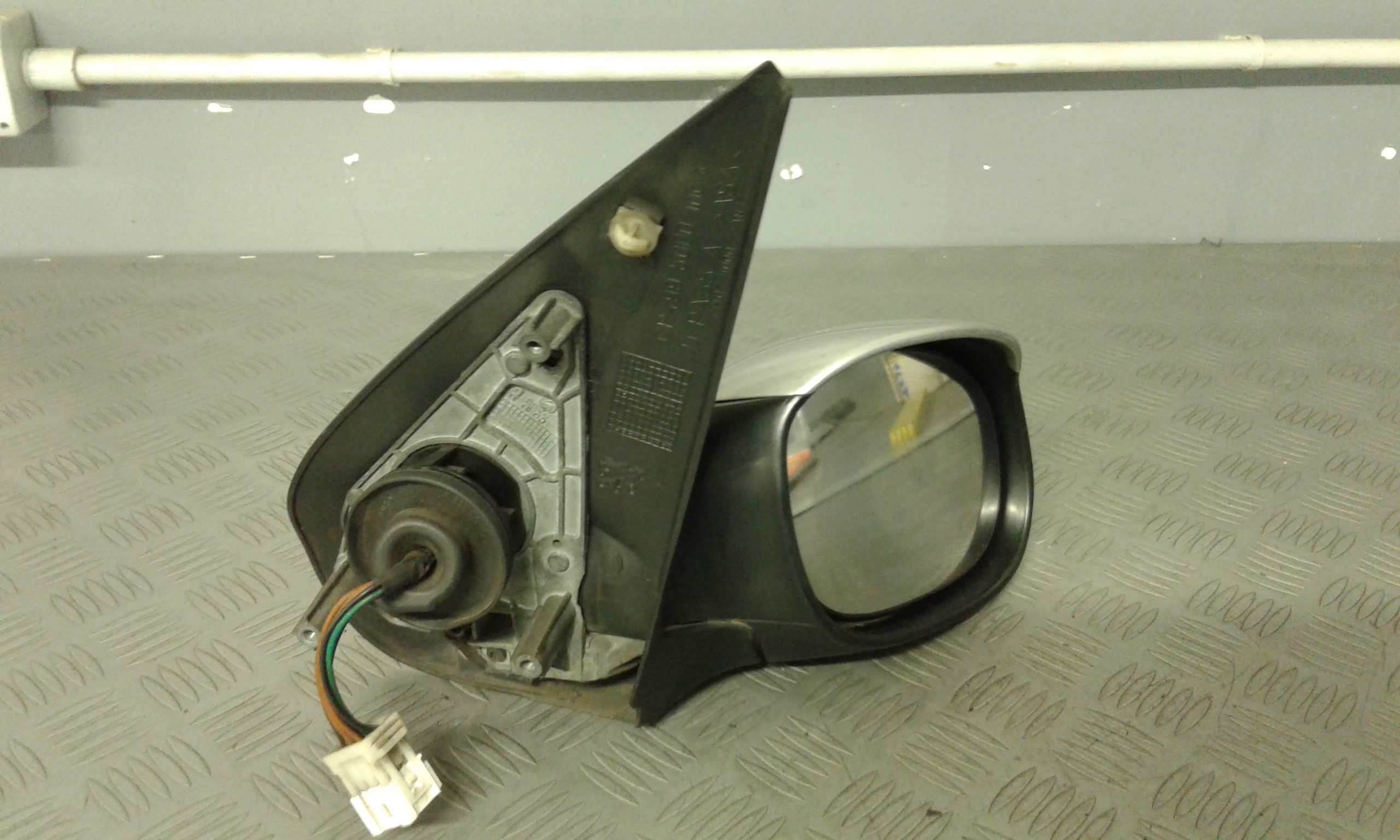 Retrovisore Est. Destro 1607130780 Usato