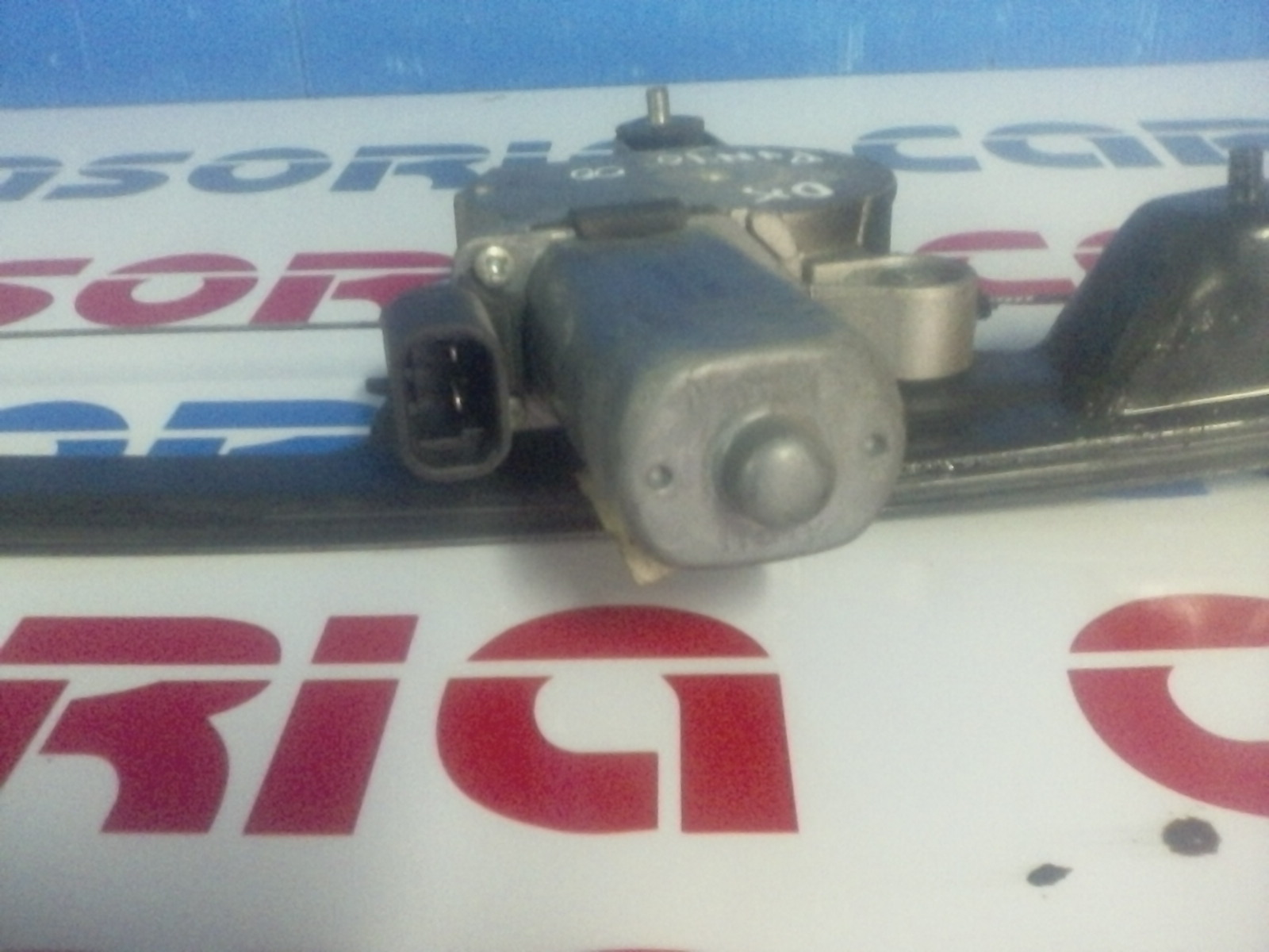 Alzacristallo Porta Ant. Destro 46536305 Usato