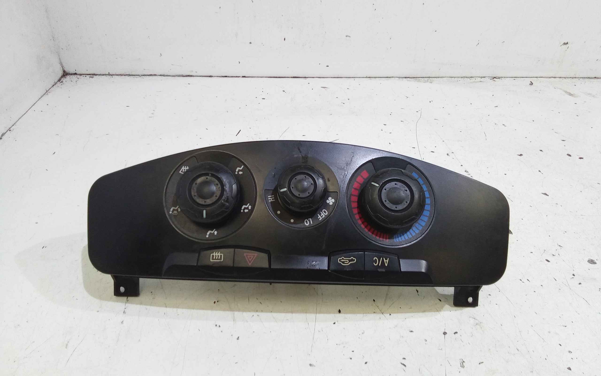 Blocco Comando Climatizzazione 734030008 Usato