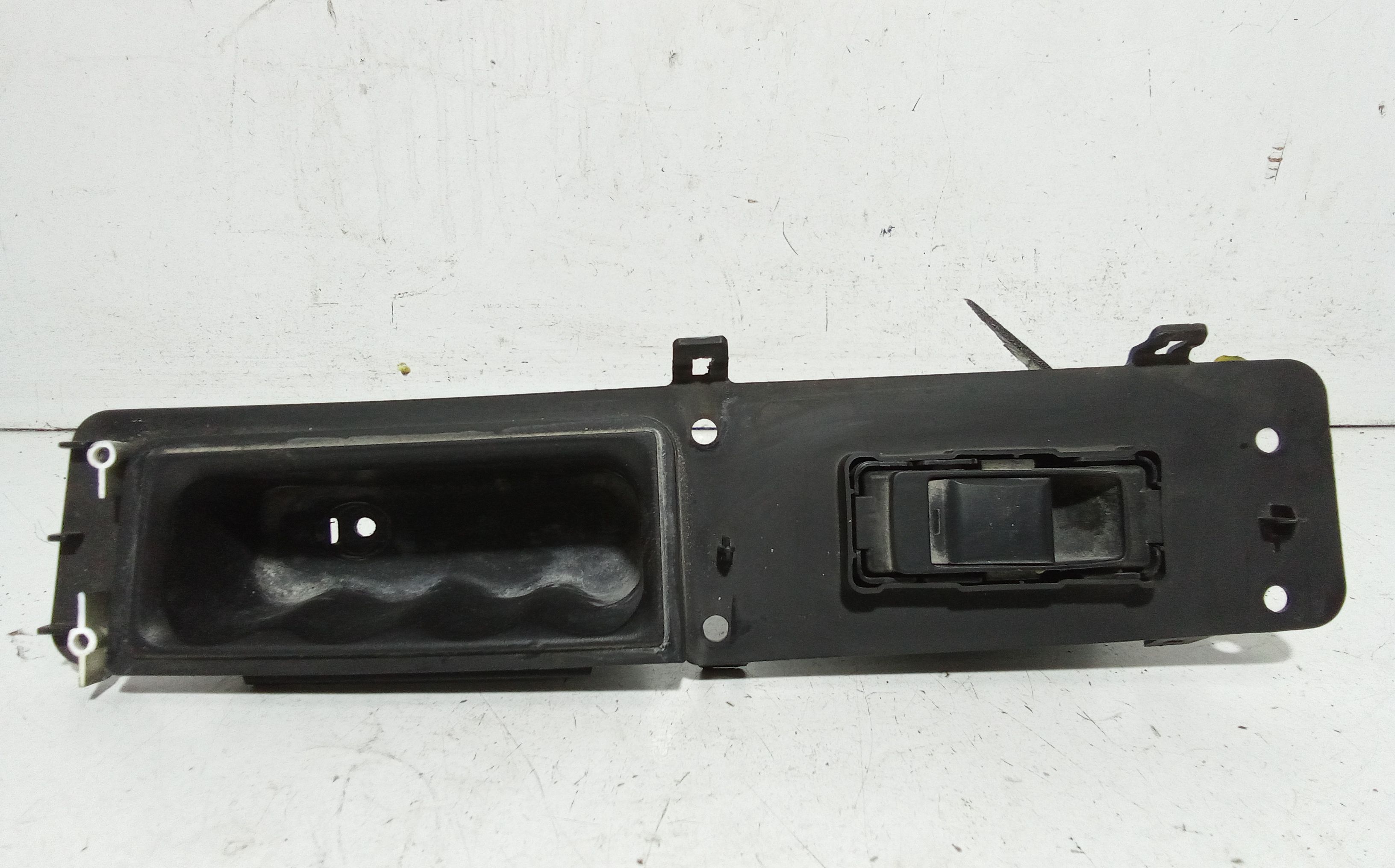 Interruttore Alzacristalli Porta Post. Destro K56040693AD Usato