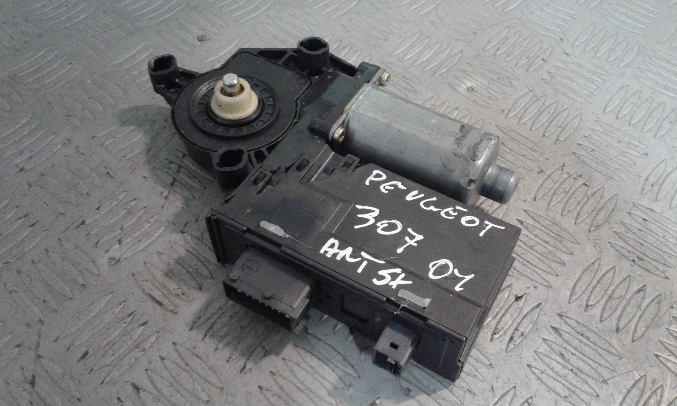 Motorino Alzacristallo Porta Ant. Sinistro 9221CA Usato