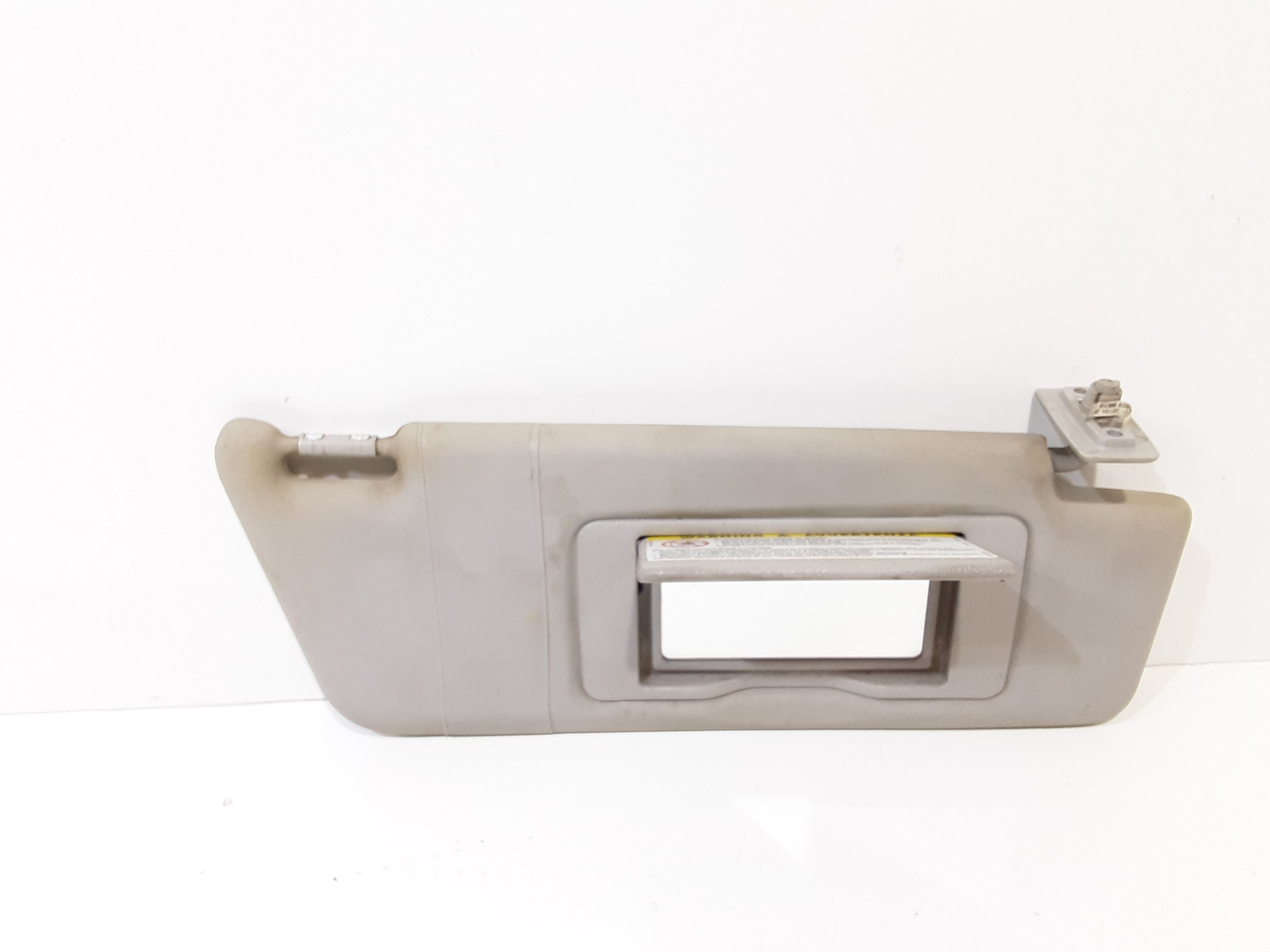 Aletta Parasole Parabrezza Destro A20381012107D52 Usato