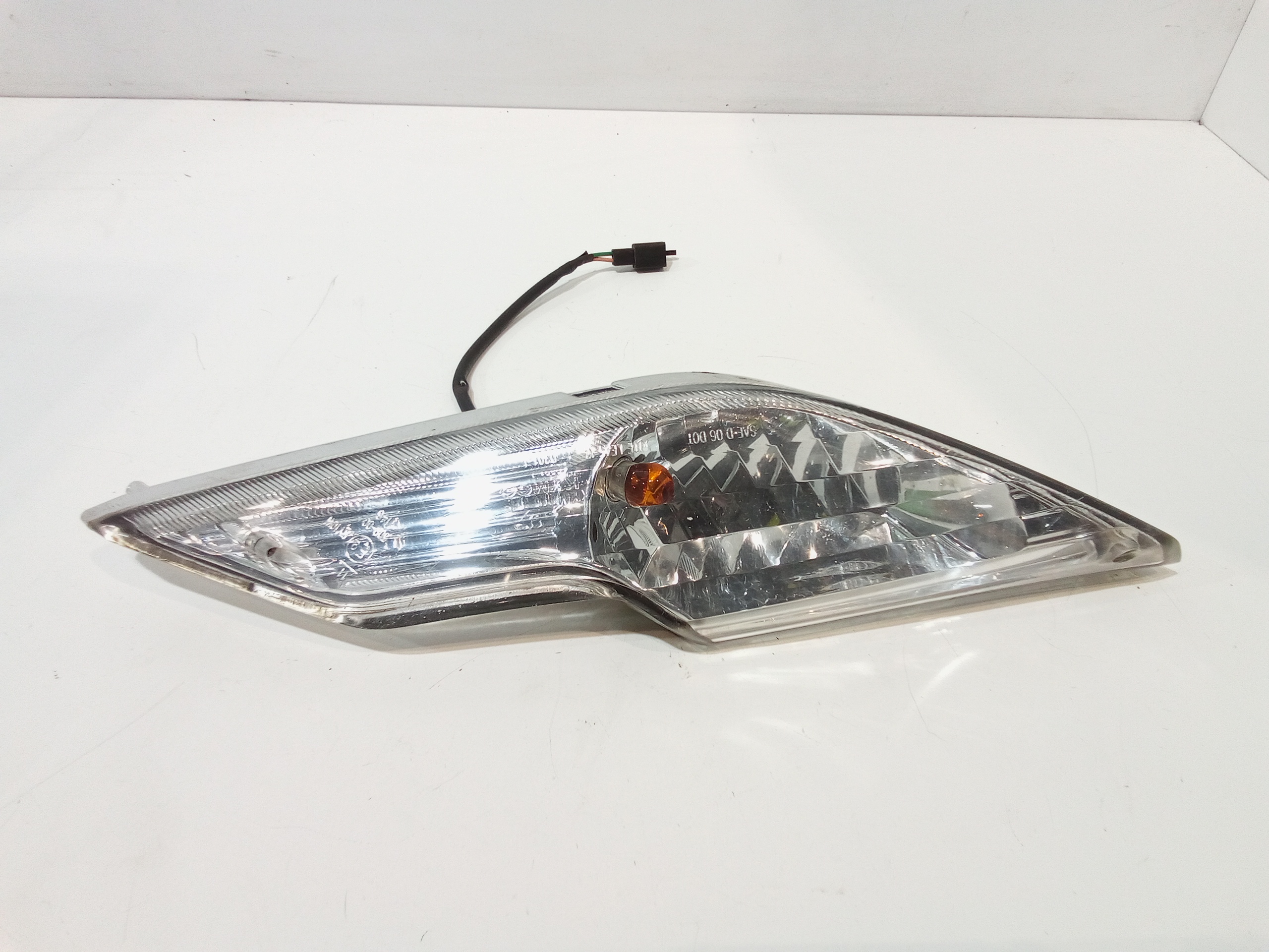 Lampada Direzione Ant. Destro Usato