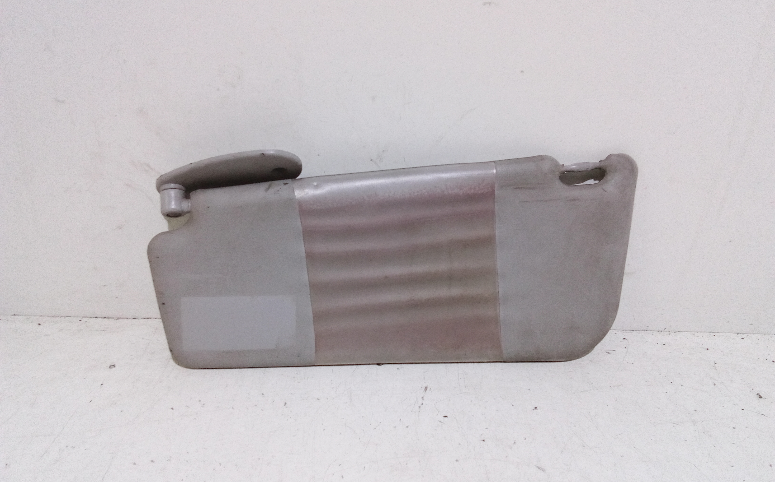 Aletta Parasole Parabrezza Sinistro 735506958 Usato