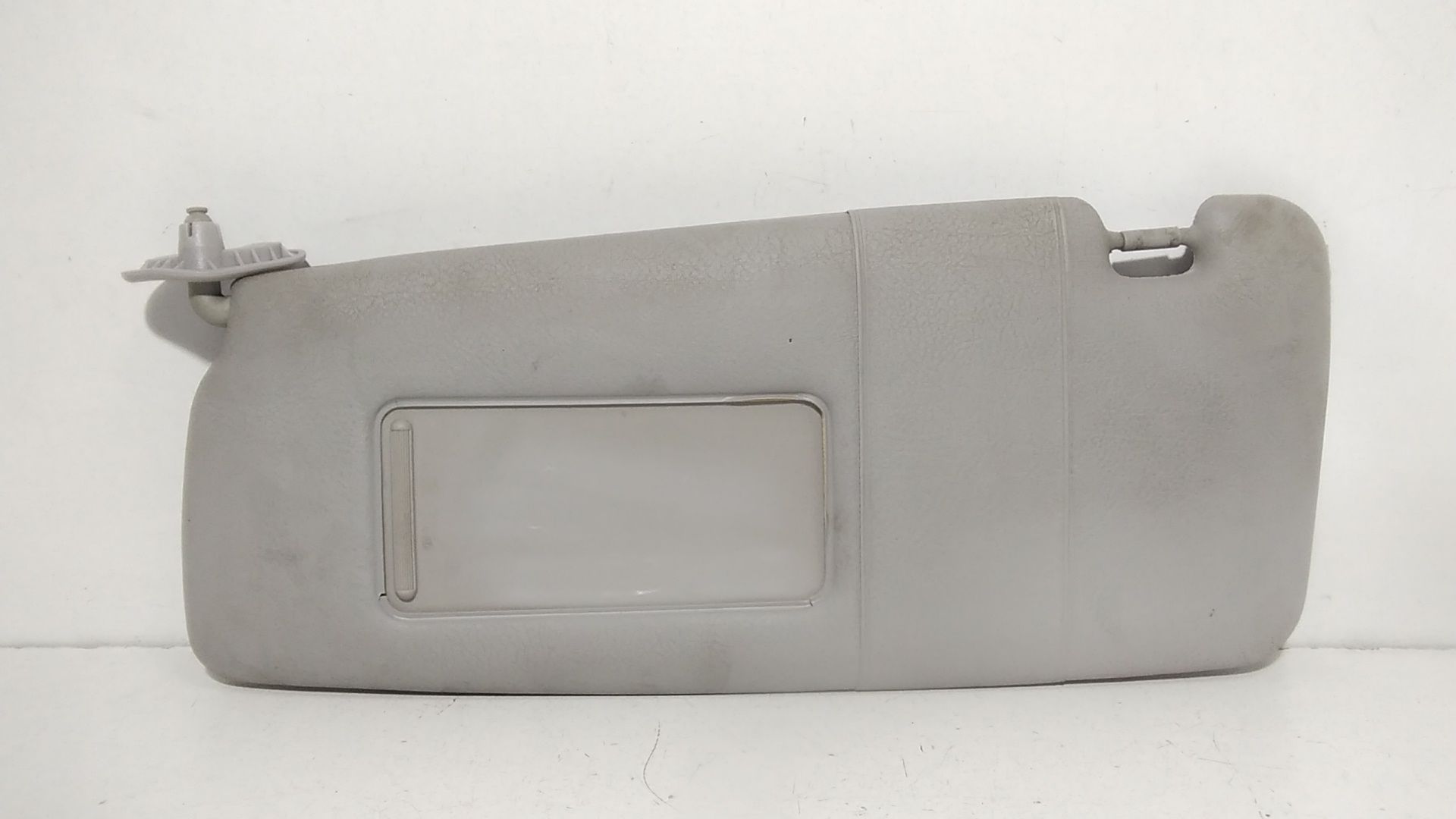 Aletta Parasole Parabrezza Sinistro 51162699047 Usato