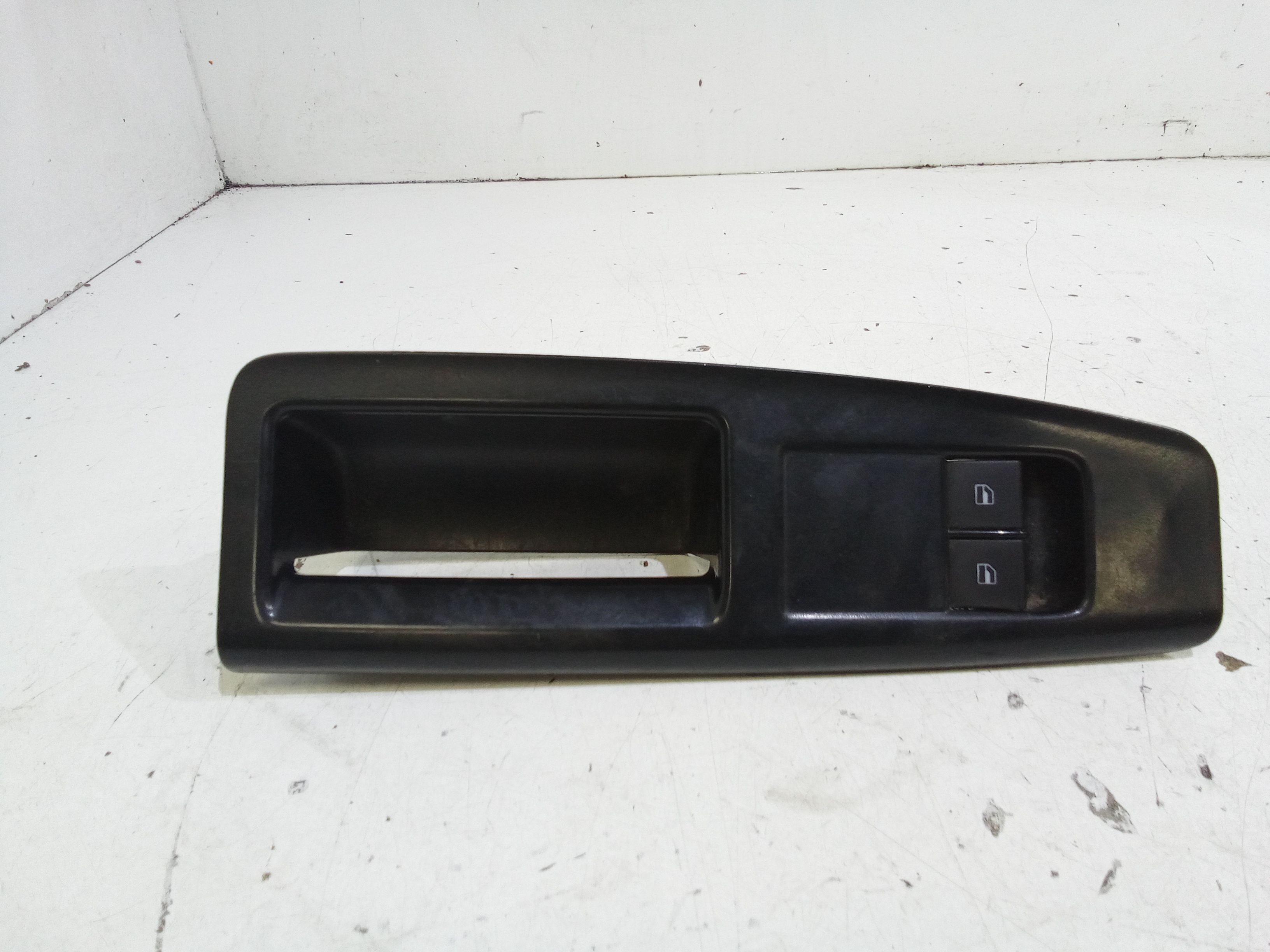 Interruttore Alzacristalli Porta Ant. Sinistro 6Q09598589B9 Usato