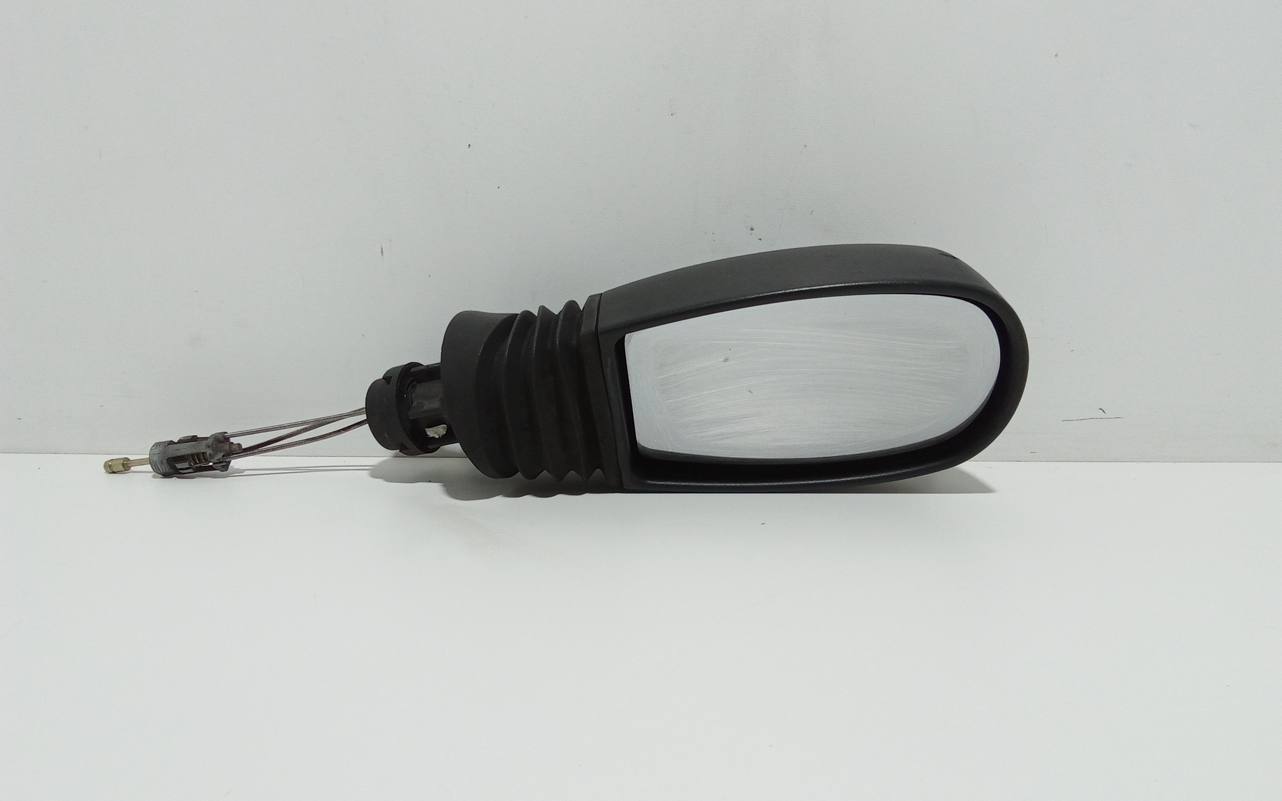 Retrovisore Est. Destro Usato