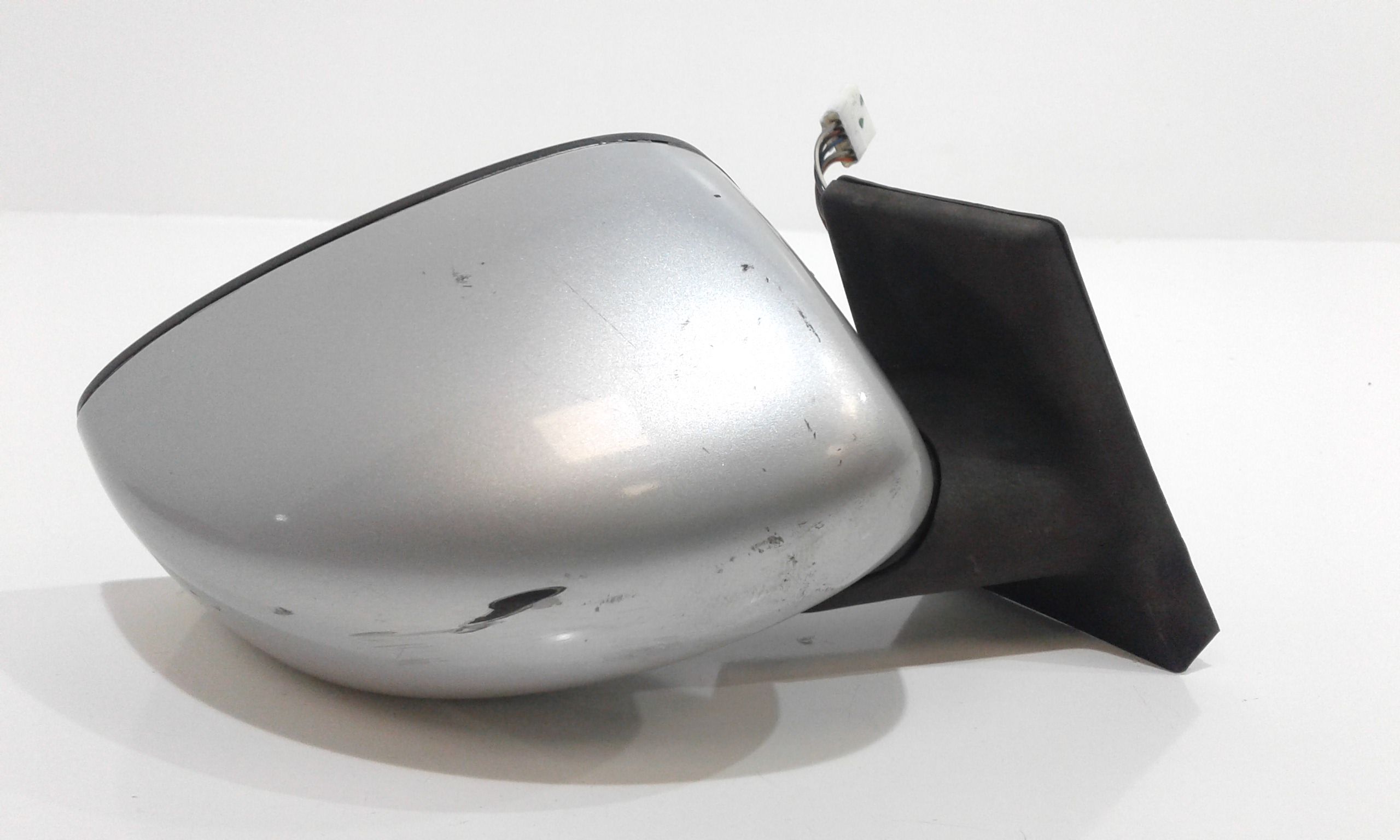 Retrovisore Est. Destro Usato