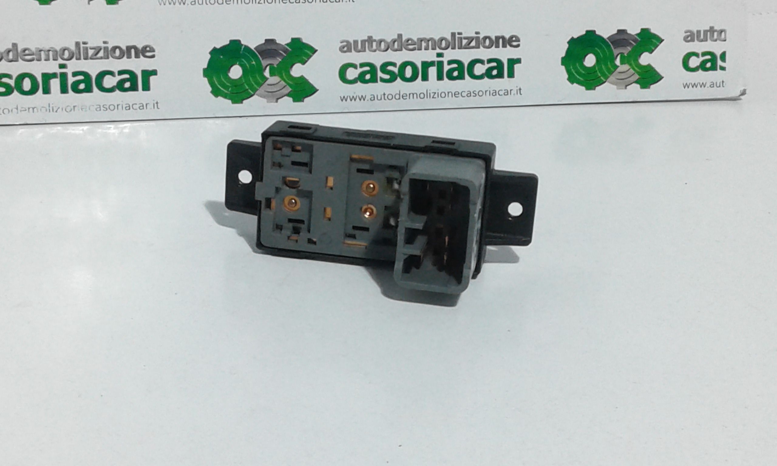 Interruttore Alzacristalli Porta Post. Destro Usato