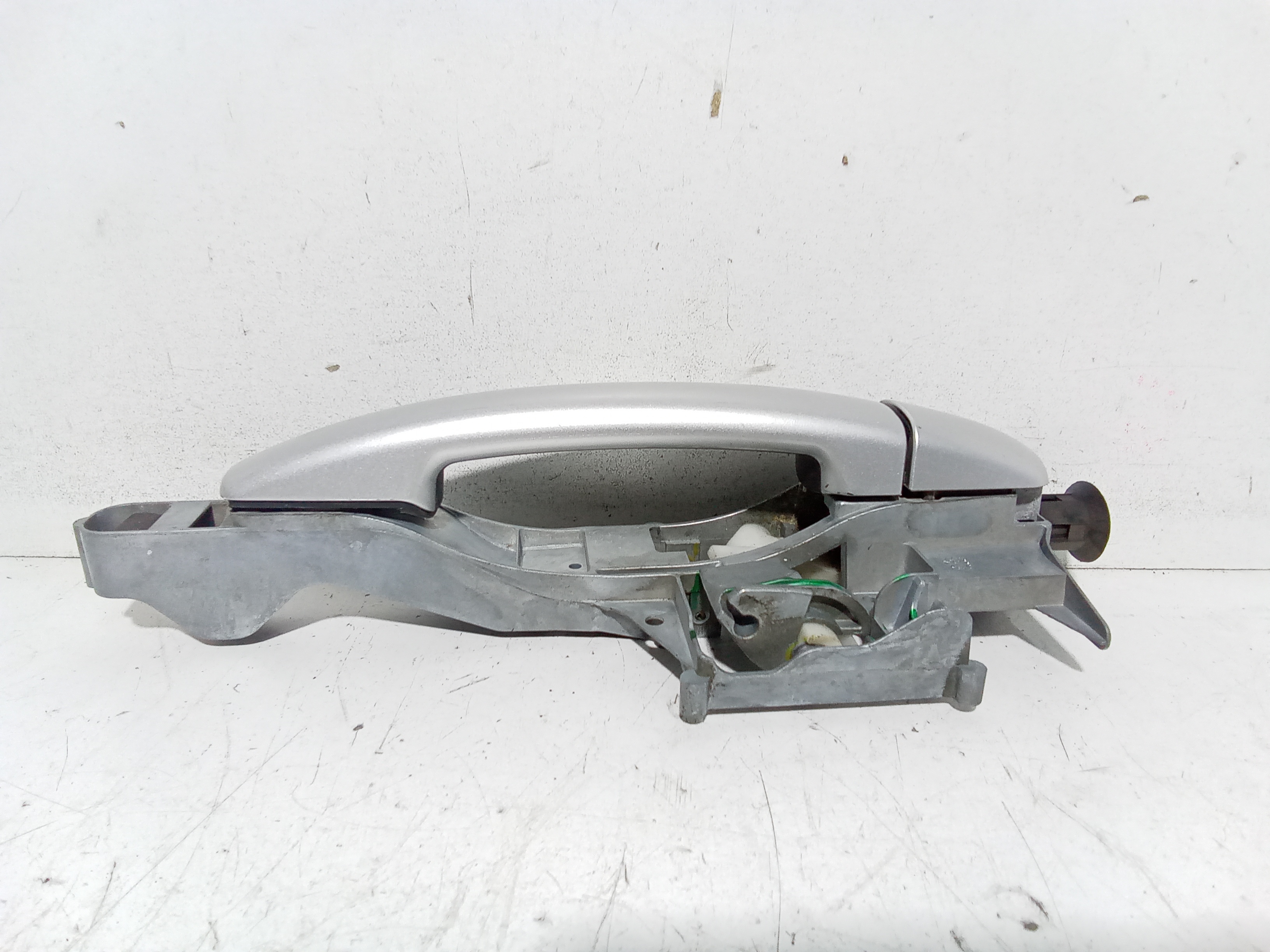 Supporto Maniglia Est. Porta Post. Sinistro 910961 Usato