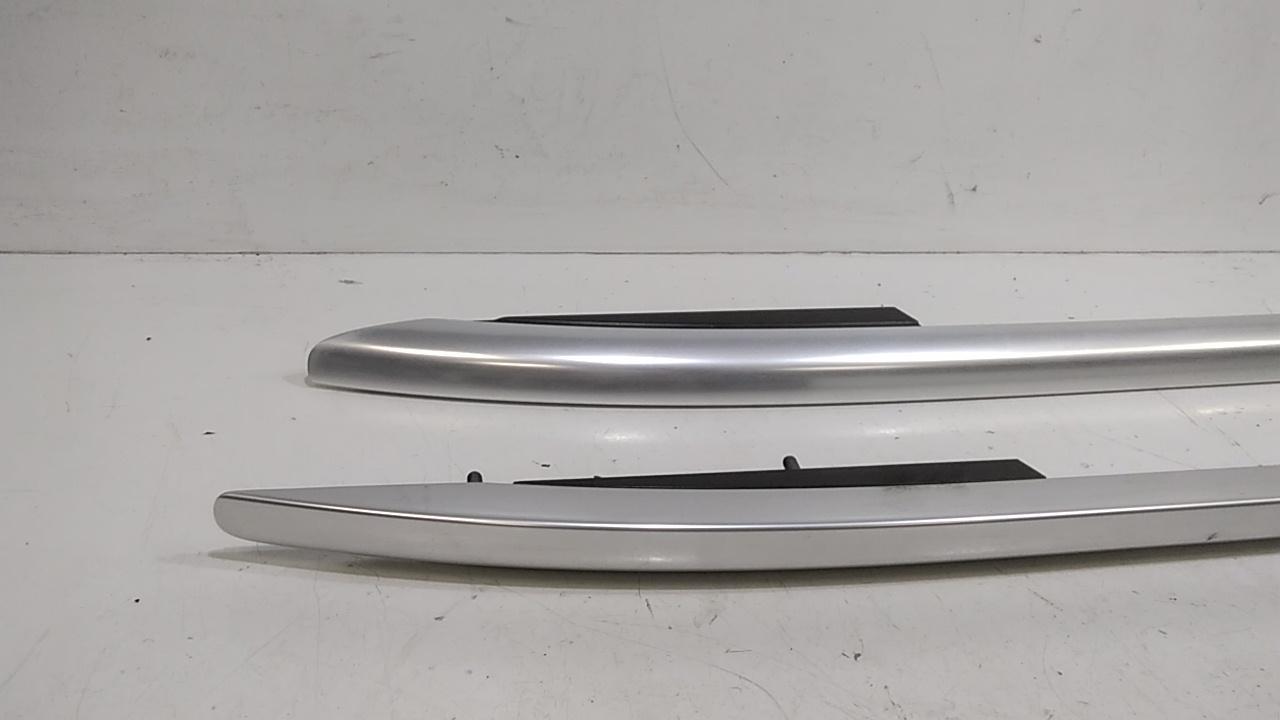 Barre Portatutto Per Mancorrente Tetto Destro + Barre Portatutto Per Mancorrente Tetto Sinistro Usato