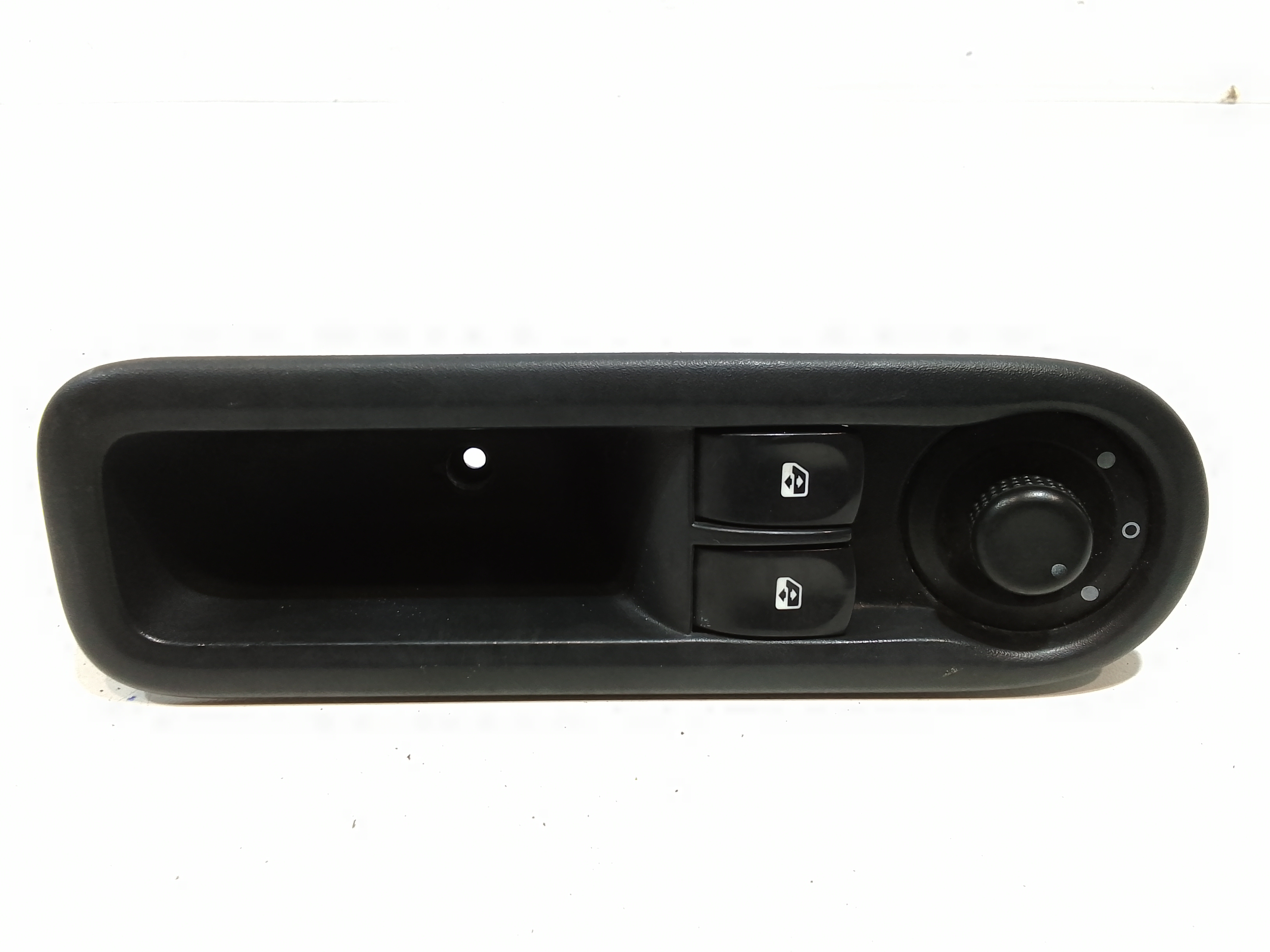 Interruttore Alzacristalli Porta Ant. Sinistro 8200214939 Usato