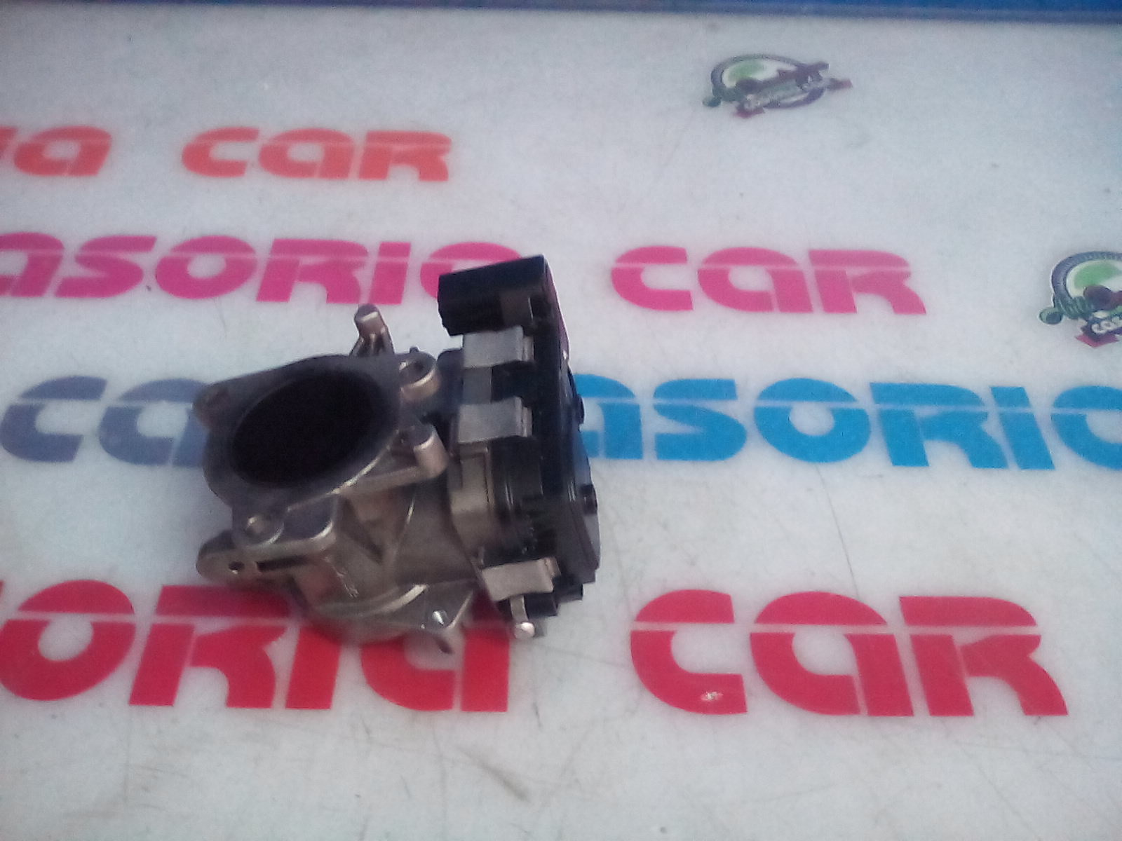 Corpo Farfallato 77365779 Usato