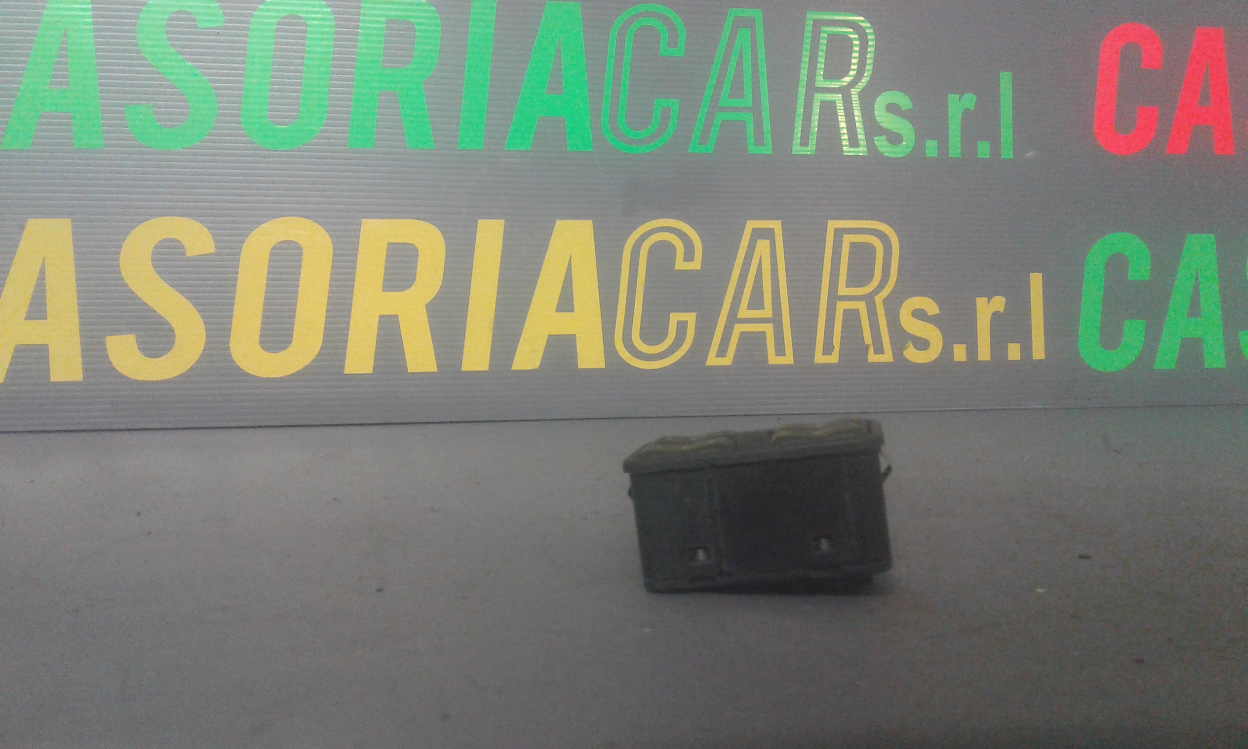 Interruttore Alzacristalli Porta Ant. Sinistro Usato