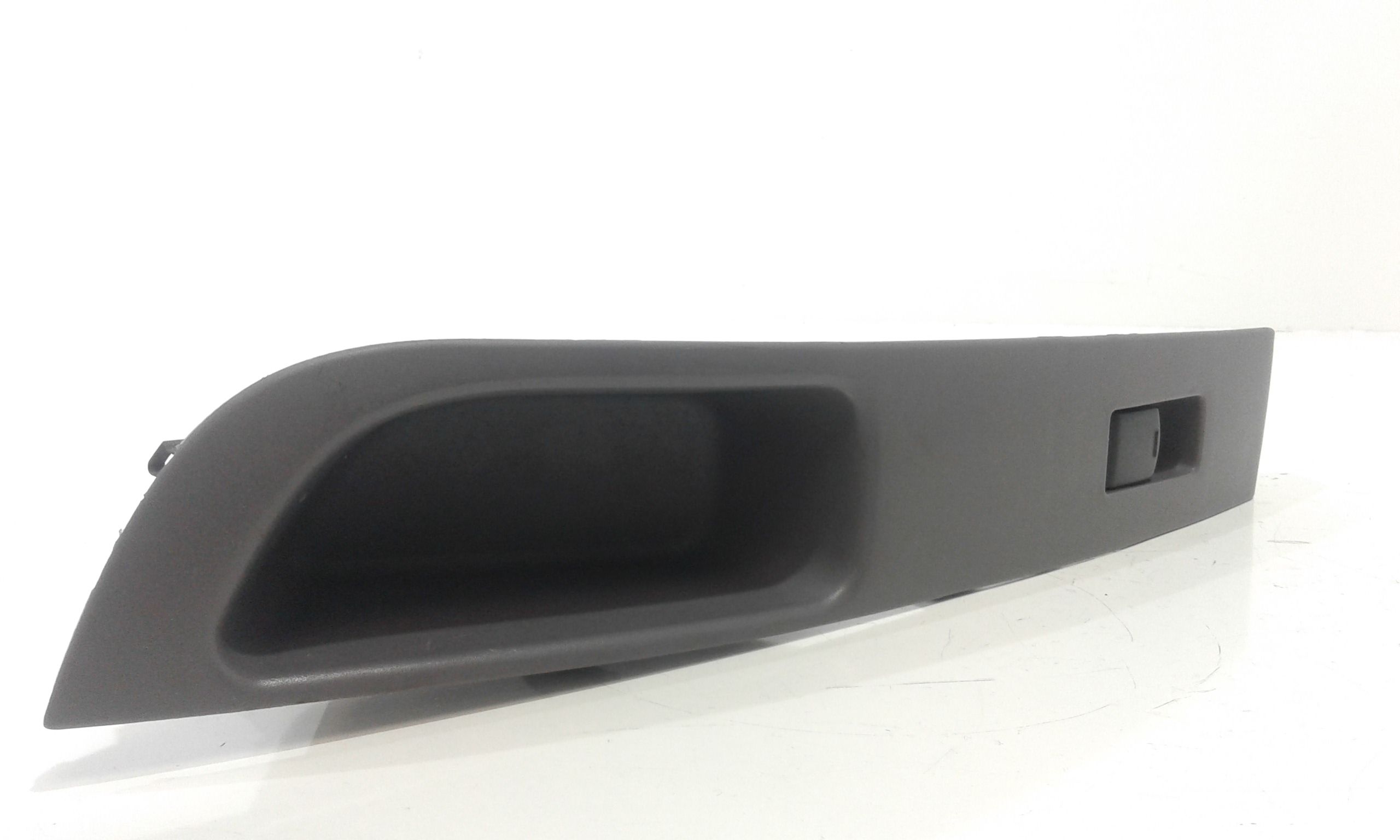 Interruttore Alzacristalli Porta Ant. Destro Usato