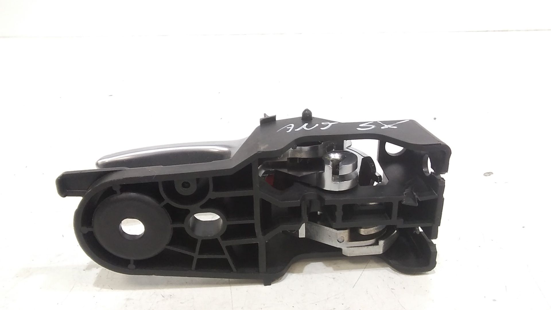 Maniglia Int. Apertura Porta Ant. Sinistro K68227251AA Usato