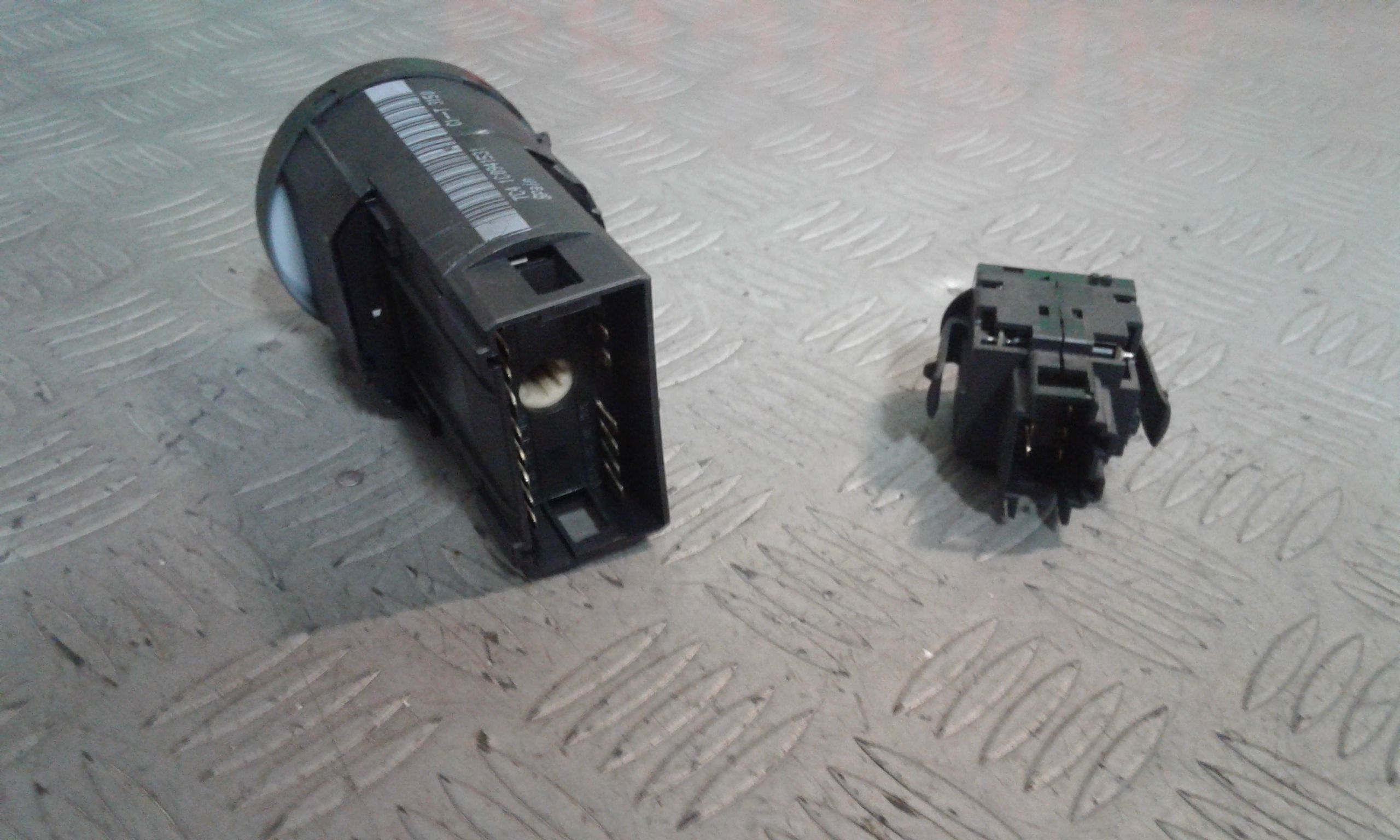 Interruttore Blocco Comando Luci 6N095351301C Usato