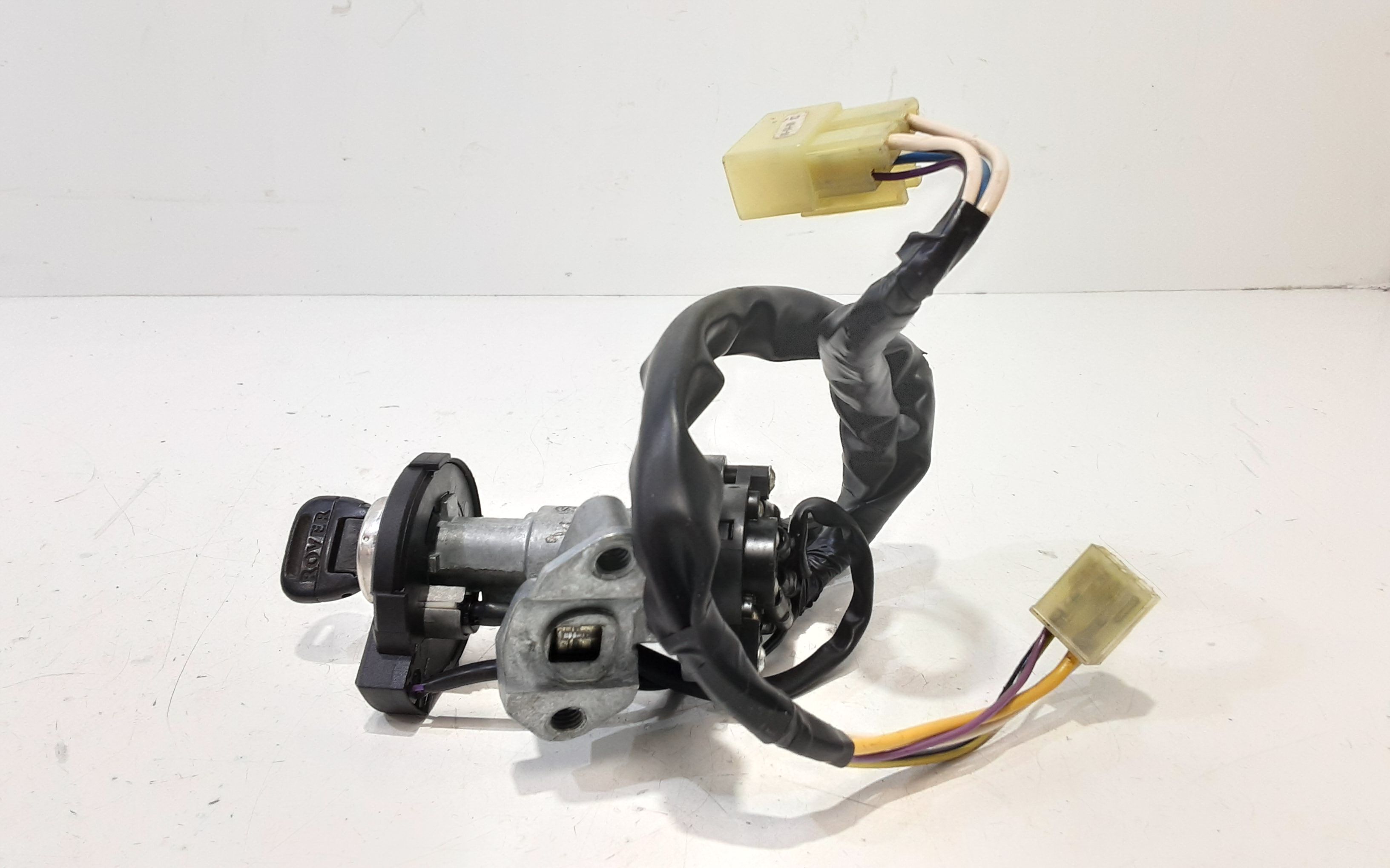 Commutatore Avviamento Con Cilindretti Serrature Usato