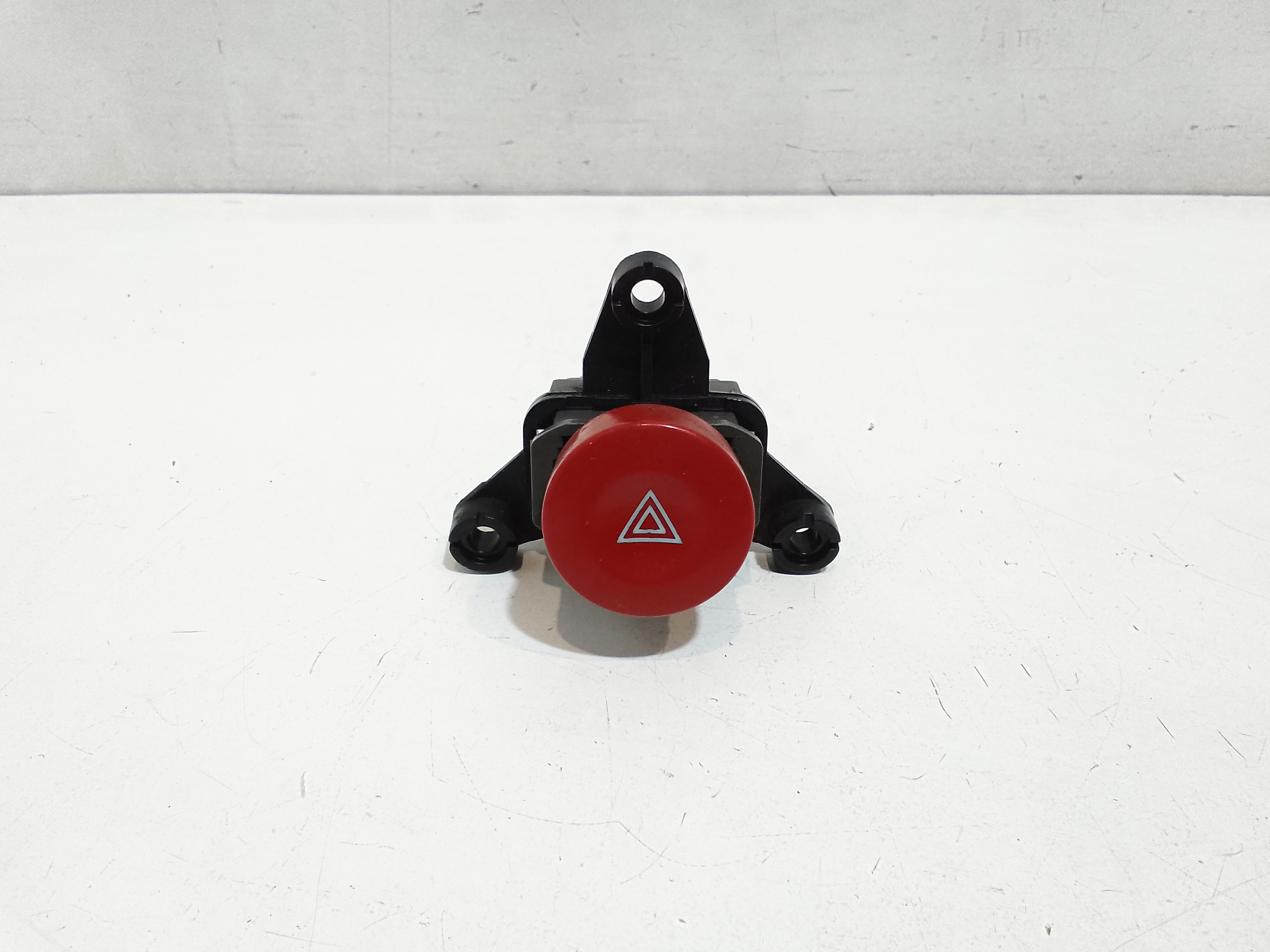 Interruttore Luci Emergenza 96602502 Usato