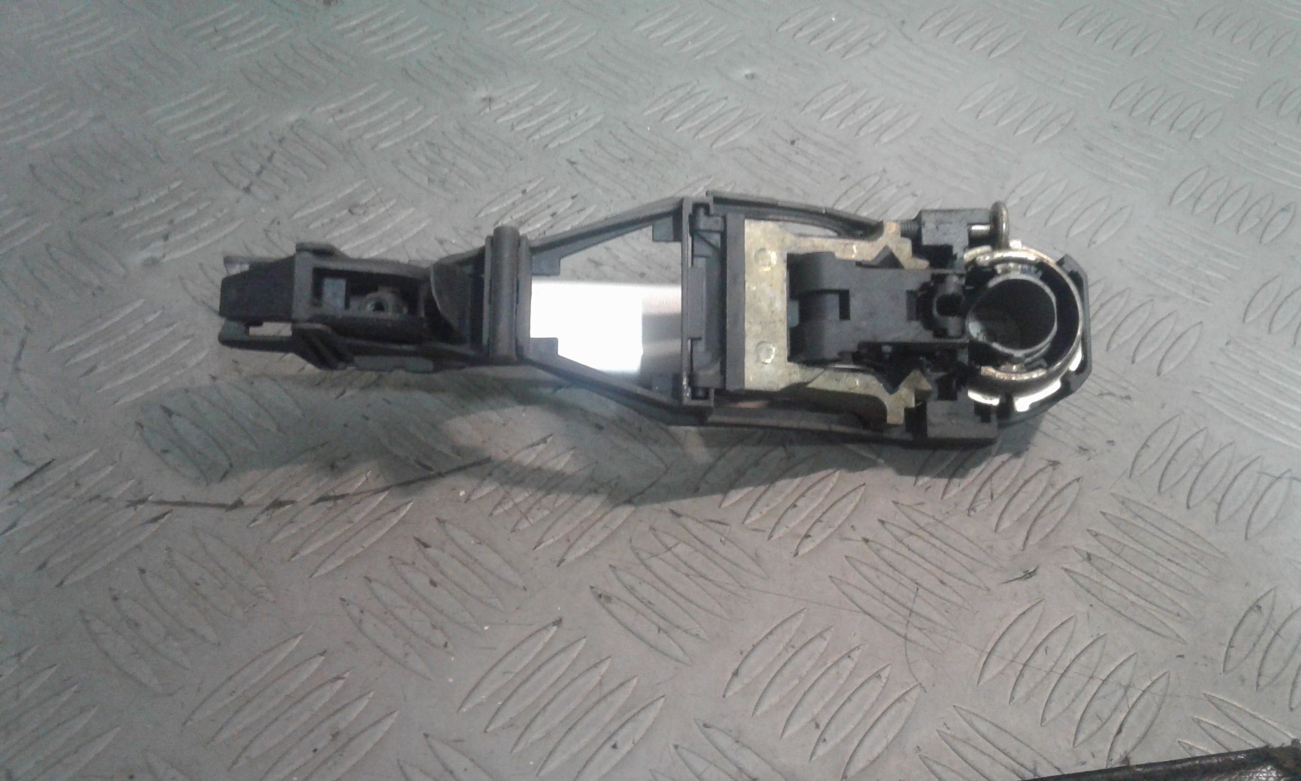 Maniglia Porta Post. Sinistro 3B0837207GGRU Usato