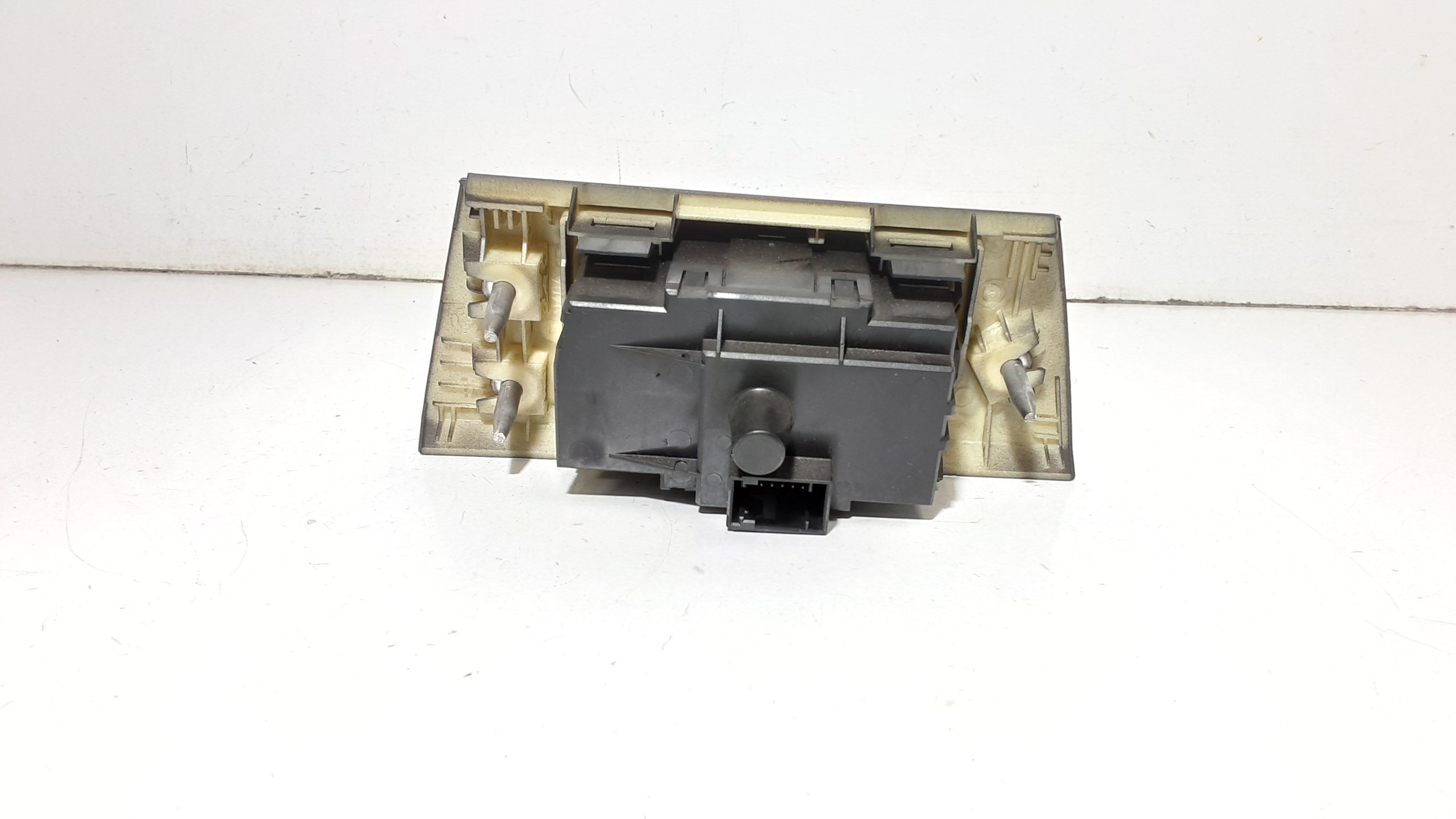 Interruttore Blocco Comando Luci 61316932792 Usato