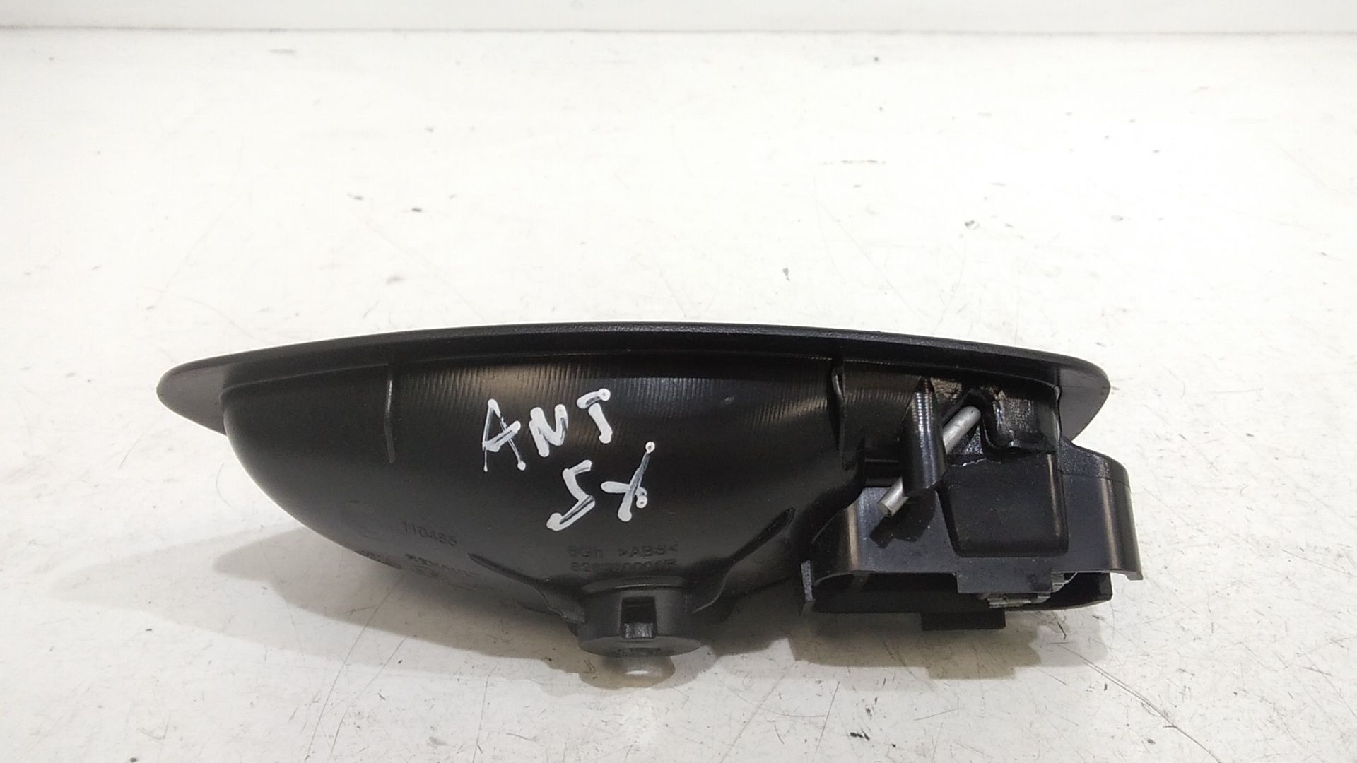 Maniglia Int. Apertura Porta Ant. Sinistro 826730001R Usato