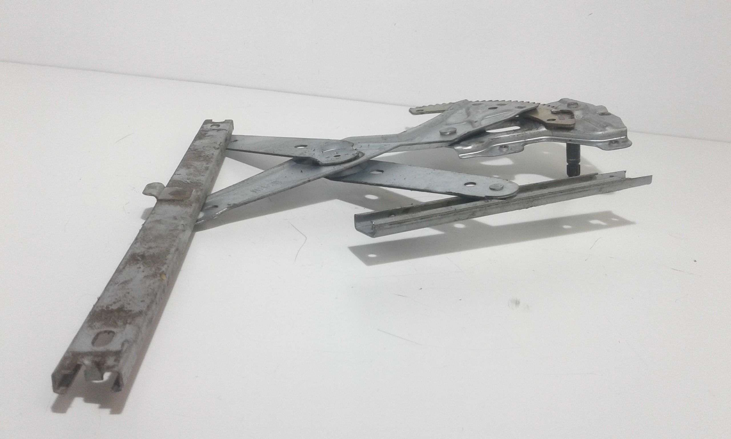 Alzacristallo Porta Post. Destro 8340217000 Usato