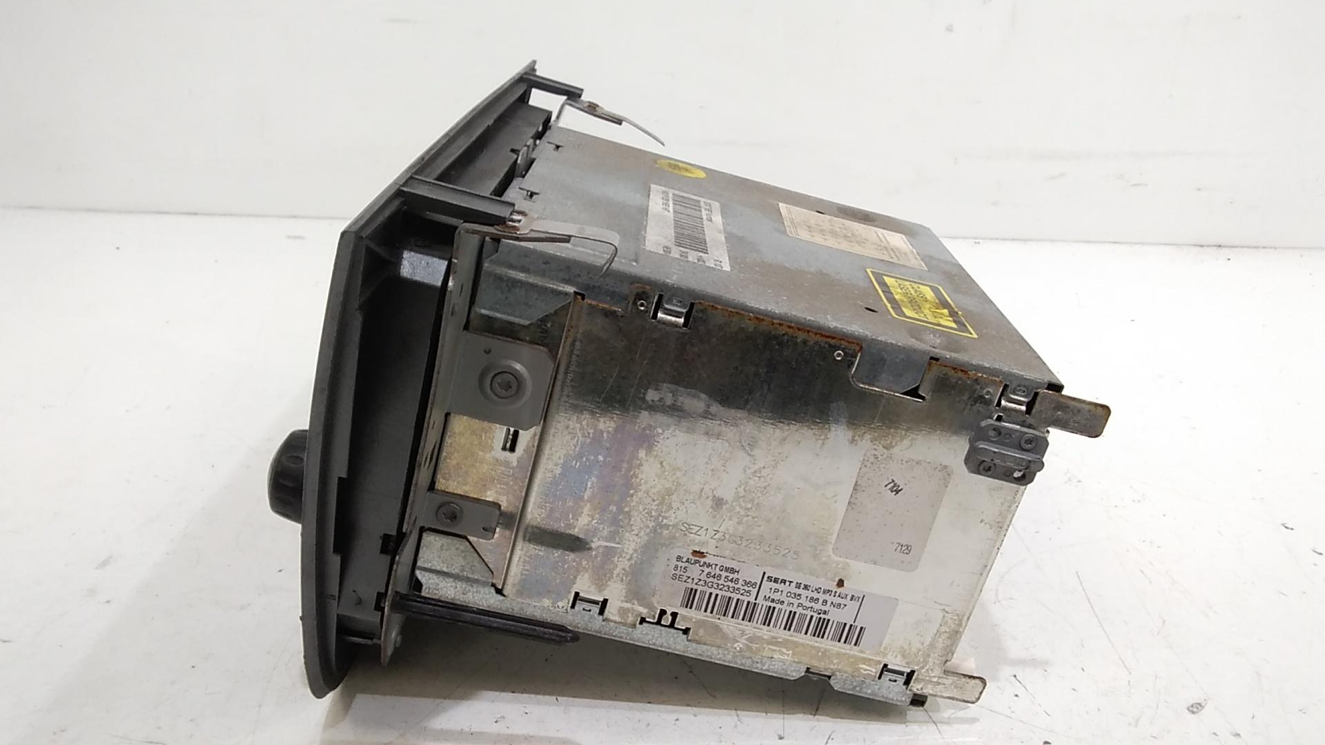 Autoradio 1P0035192 Usato