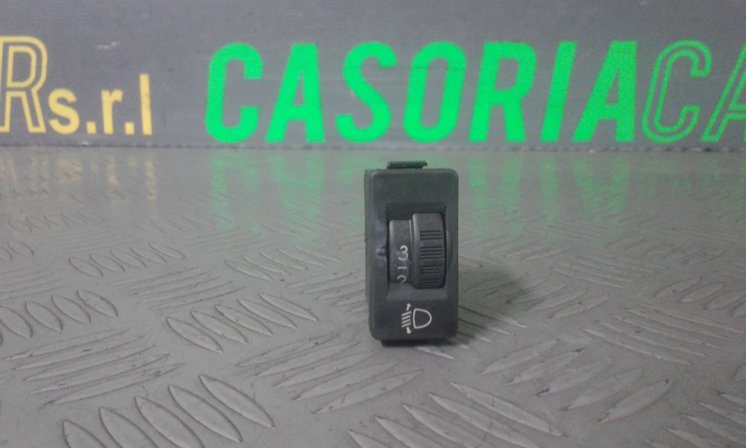 Comando Regolazione Altezza Proiettori Usato