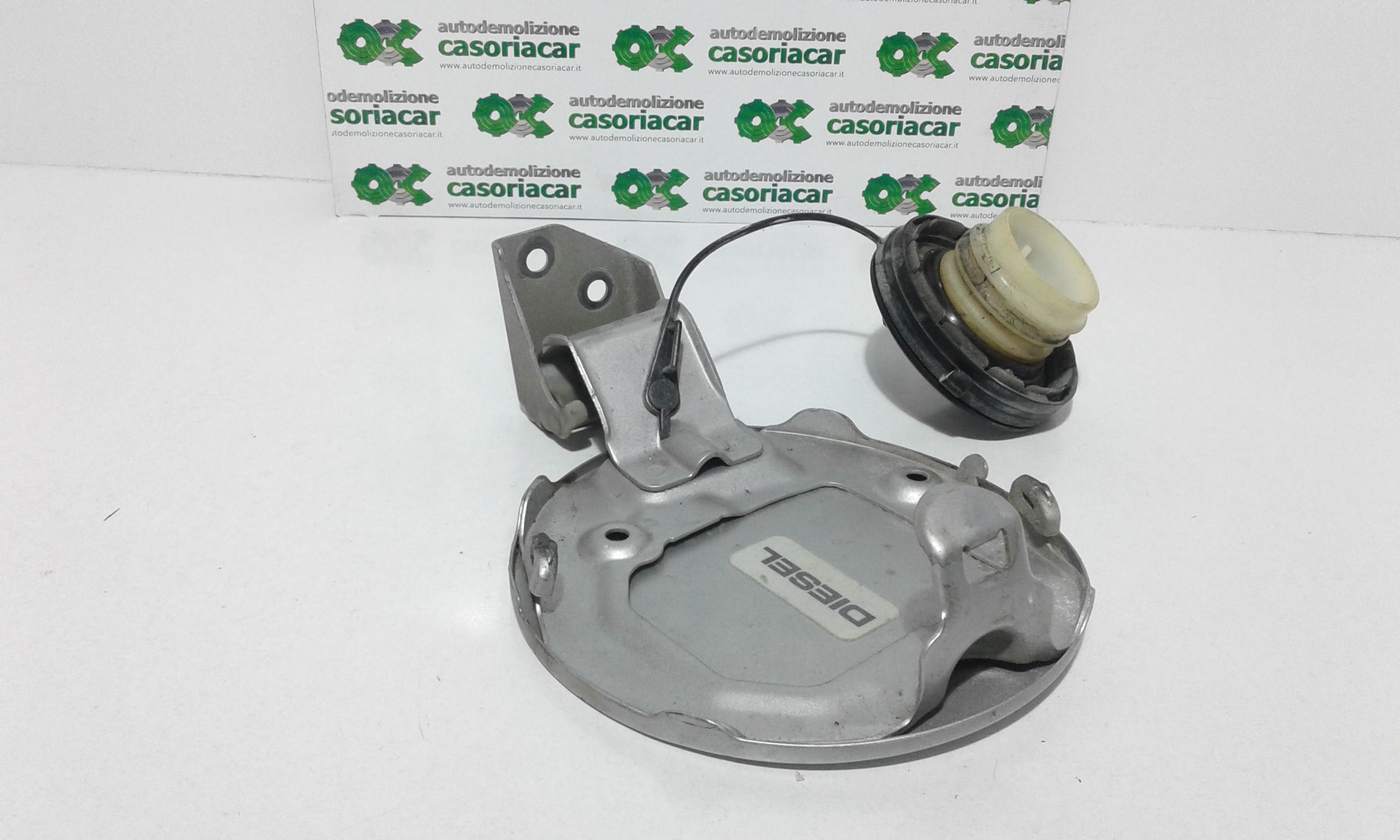 Sportello Carburante 6485063J11000 Usato