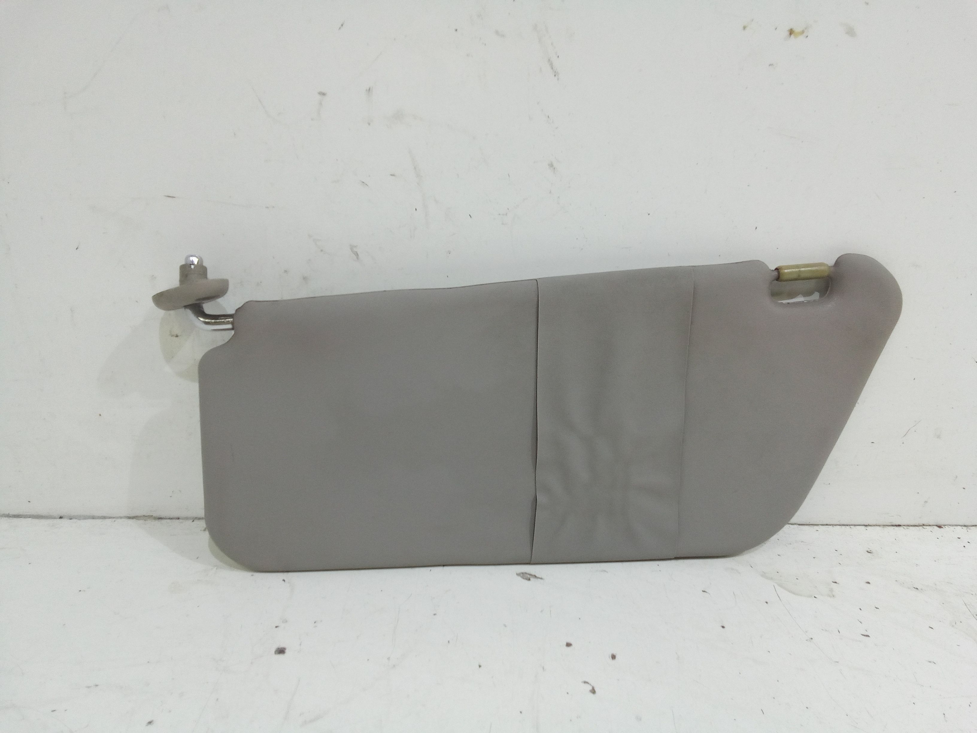 Aletta Parasole Parabrezza Sinistro 96279932 Usato