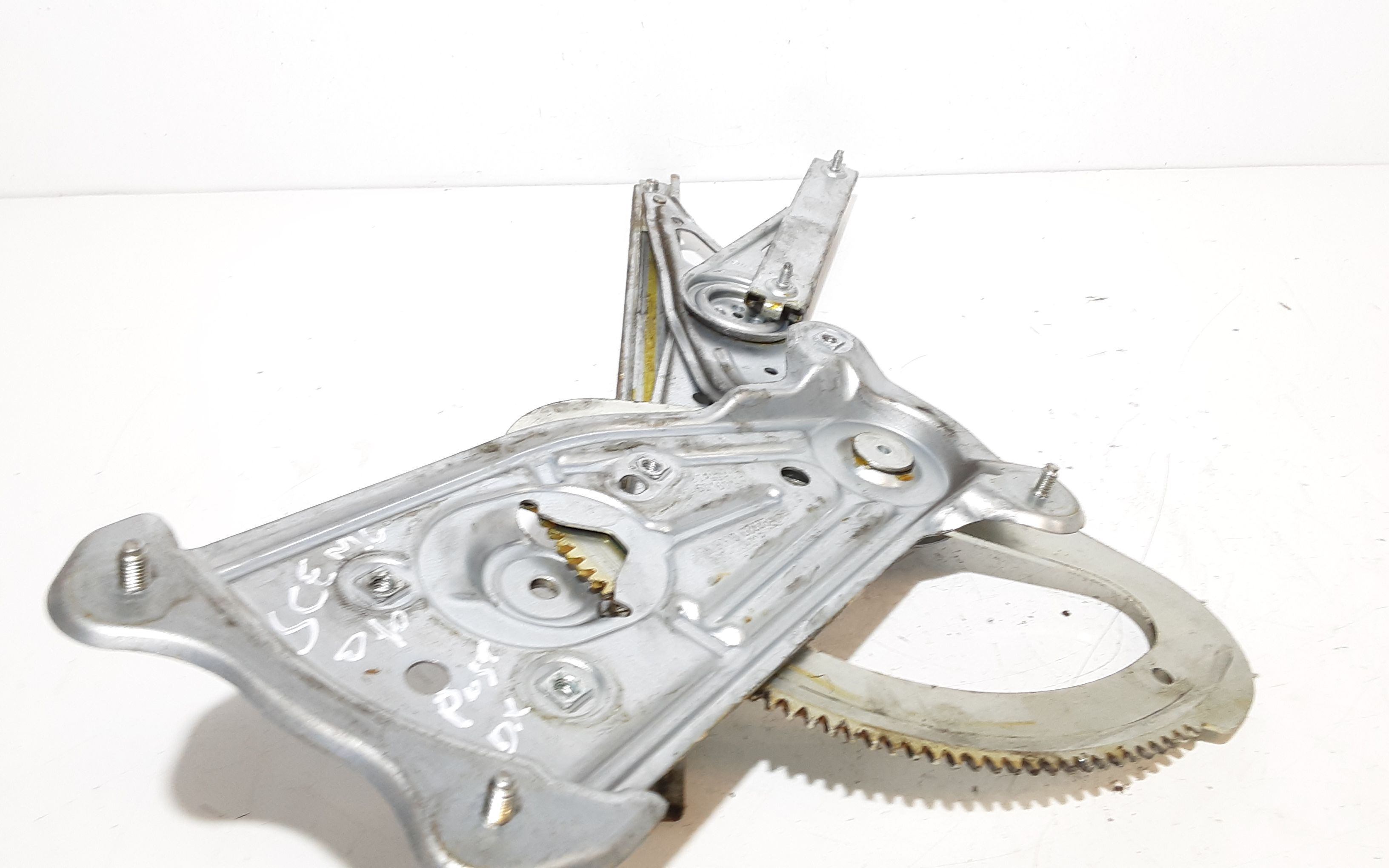 Alzacristallo Porta Post. Destro 827200005R Usato