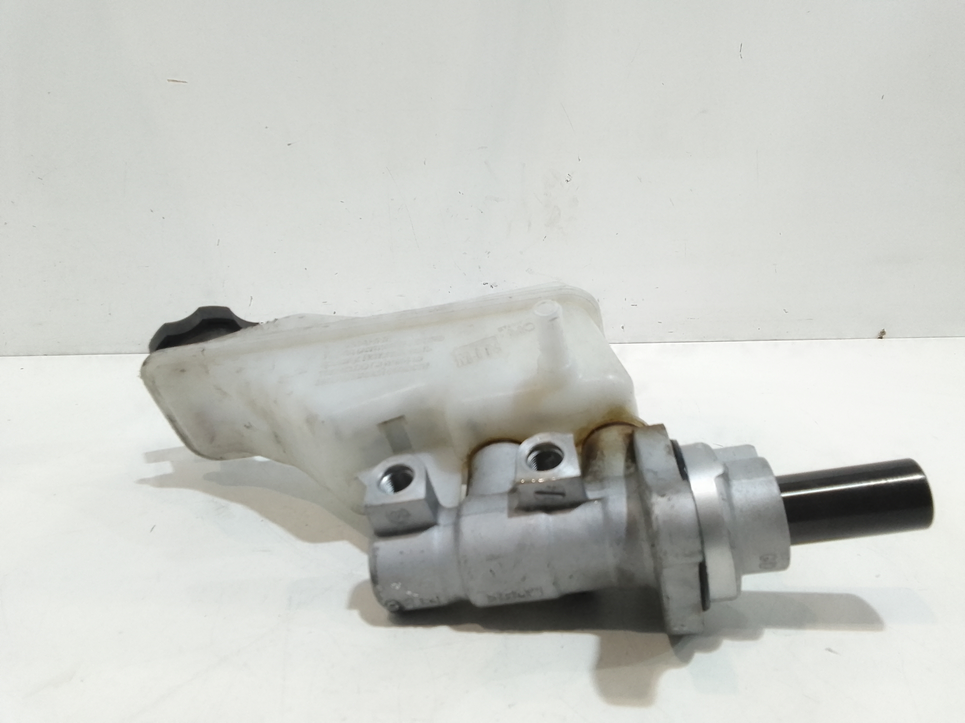 Pompa Comando Freni 585102S101 Usato