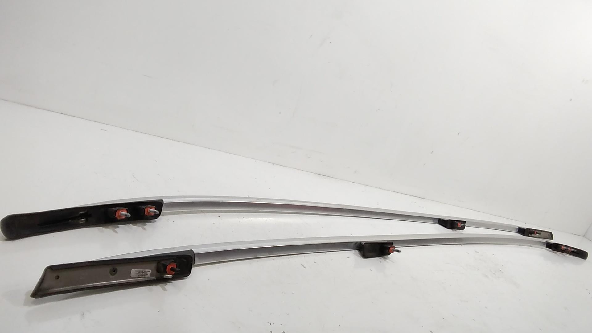 Barre Portatutto Per Mancorrente Tetto Destro + Barre Portatutto Per Mancorrente Tetto Sinistro Usato