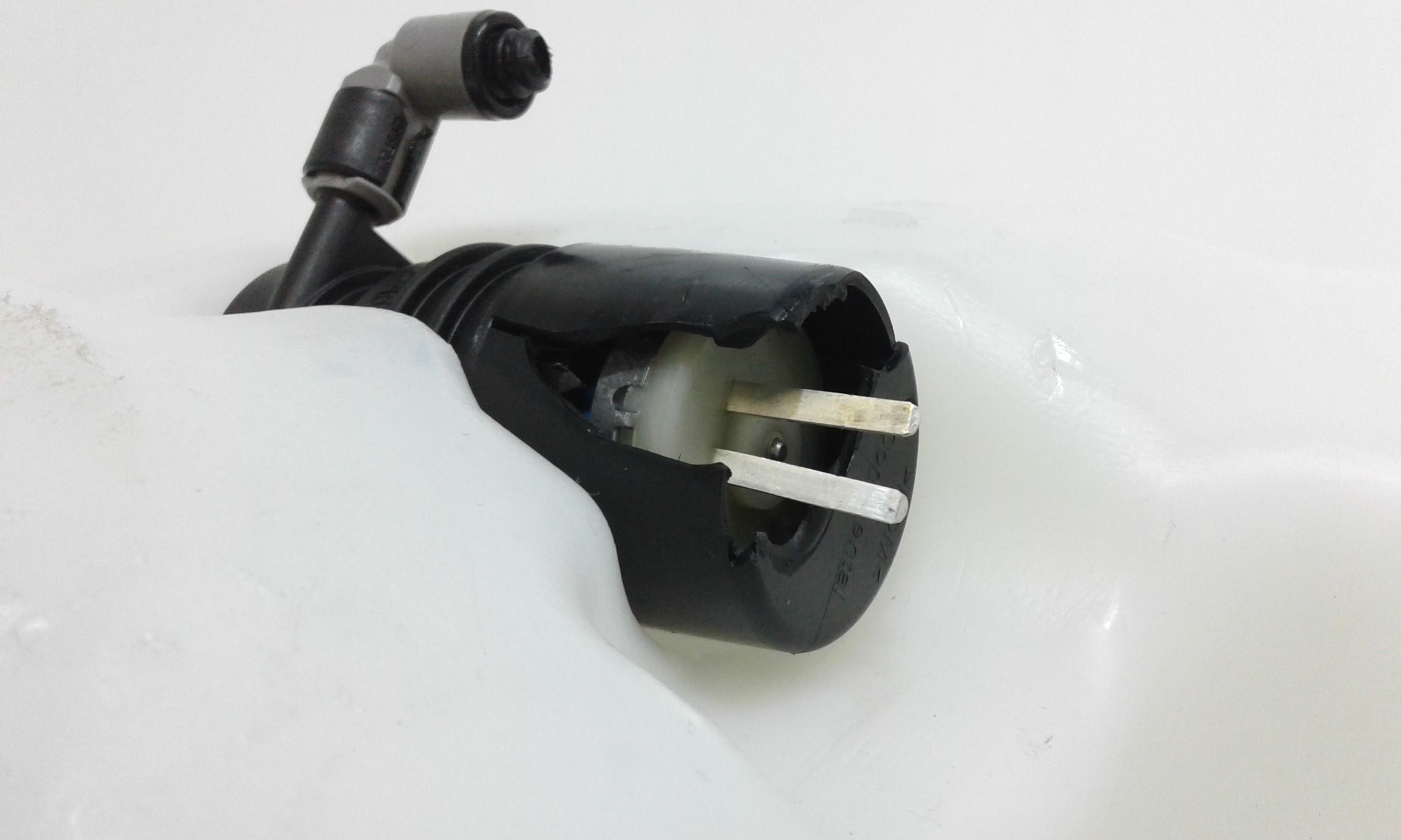 Serbatoio Tergiparabrezza Compl. Usato