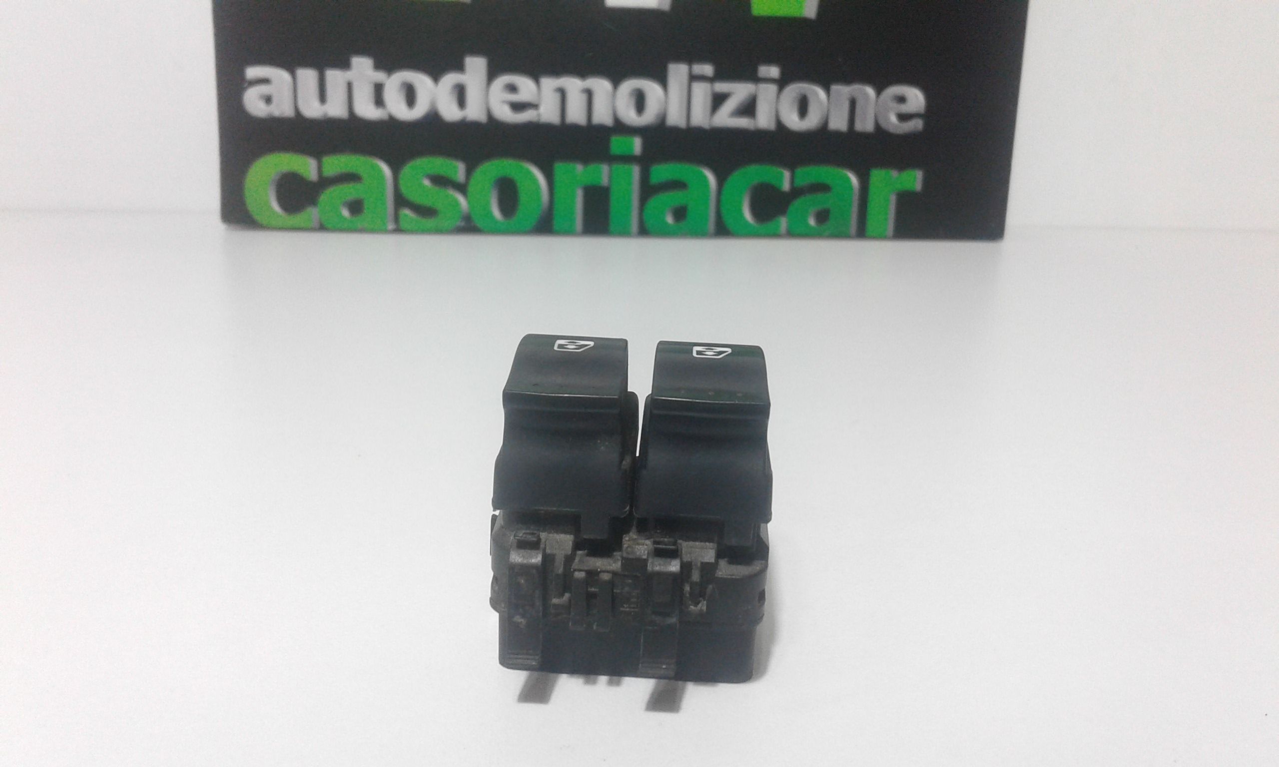 Interruttore Alzacristalli Porta Ant. Sinistro Usato