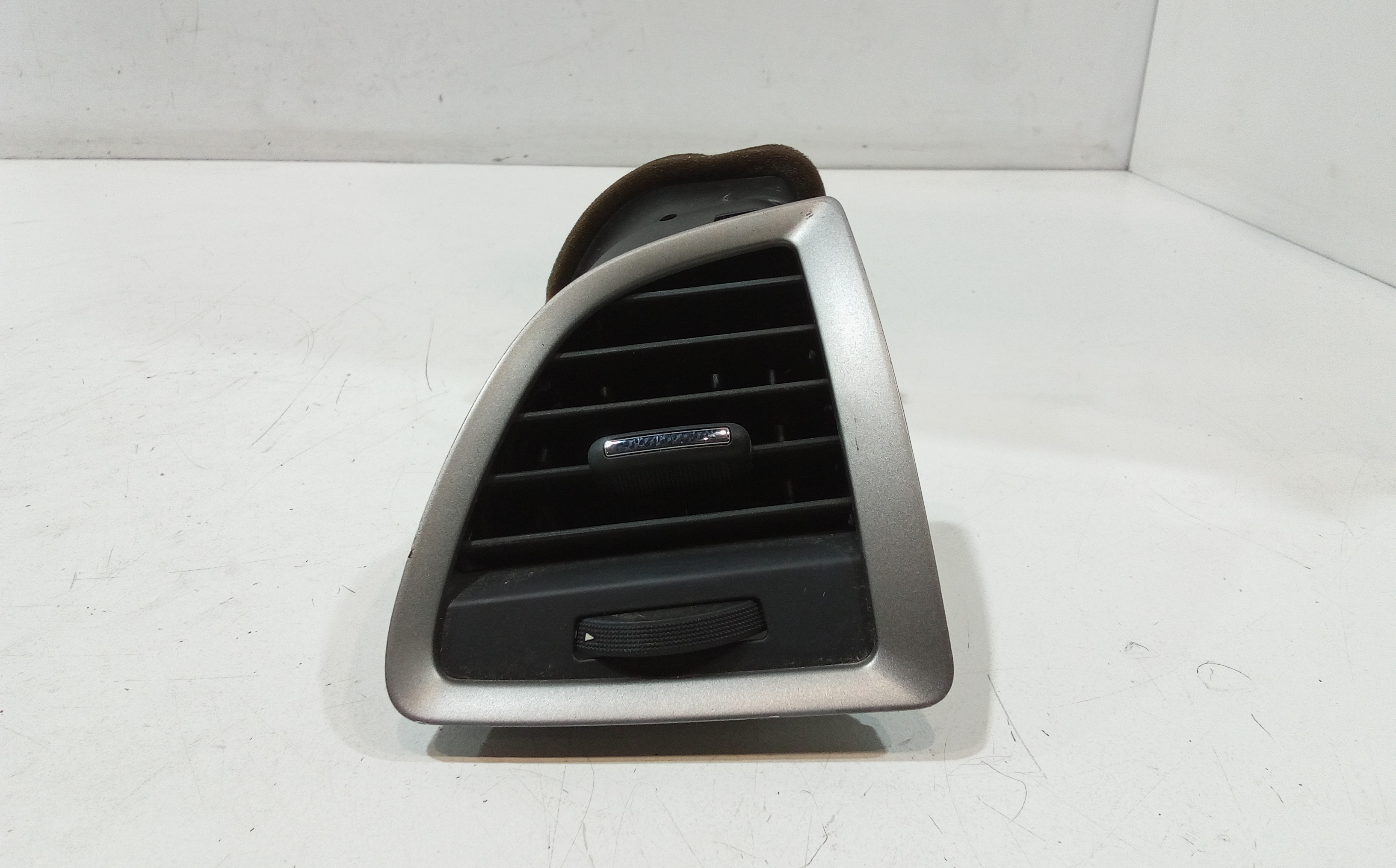 Condotto Aria Bocchette Lat. Cruscotto Sinistro Usato