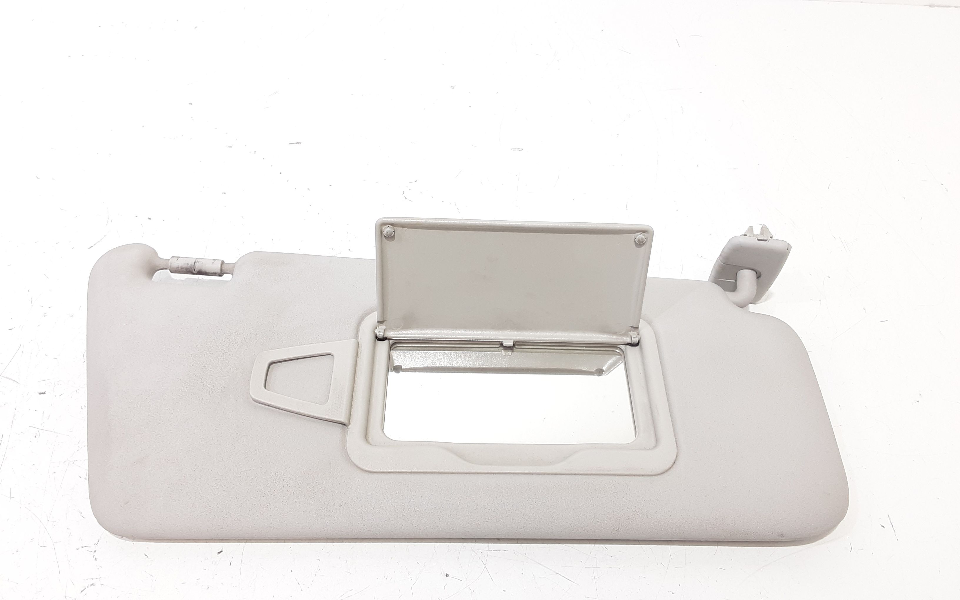 Aletta Parasole Parabrezza Destro A16981002107H48 Usato