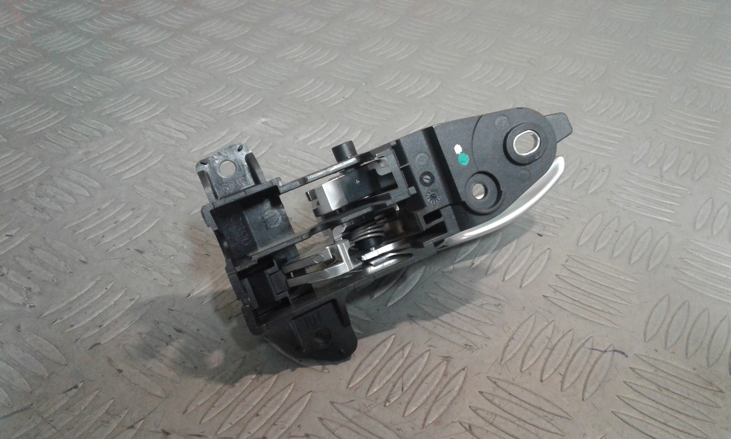 Maniglia Int. Apertura Porta Post. Destro 735599988 Usato