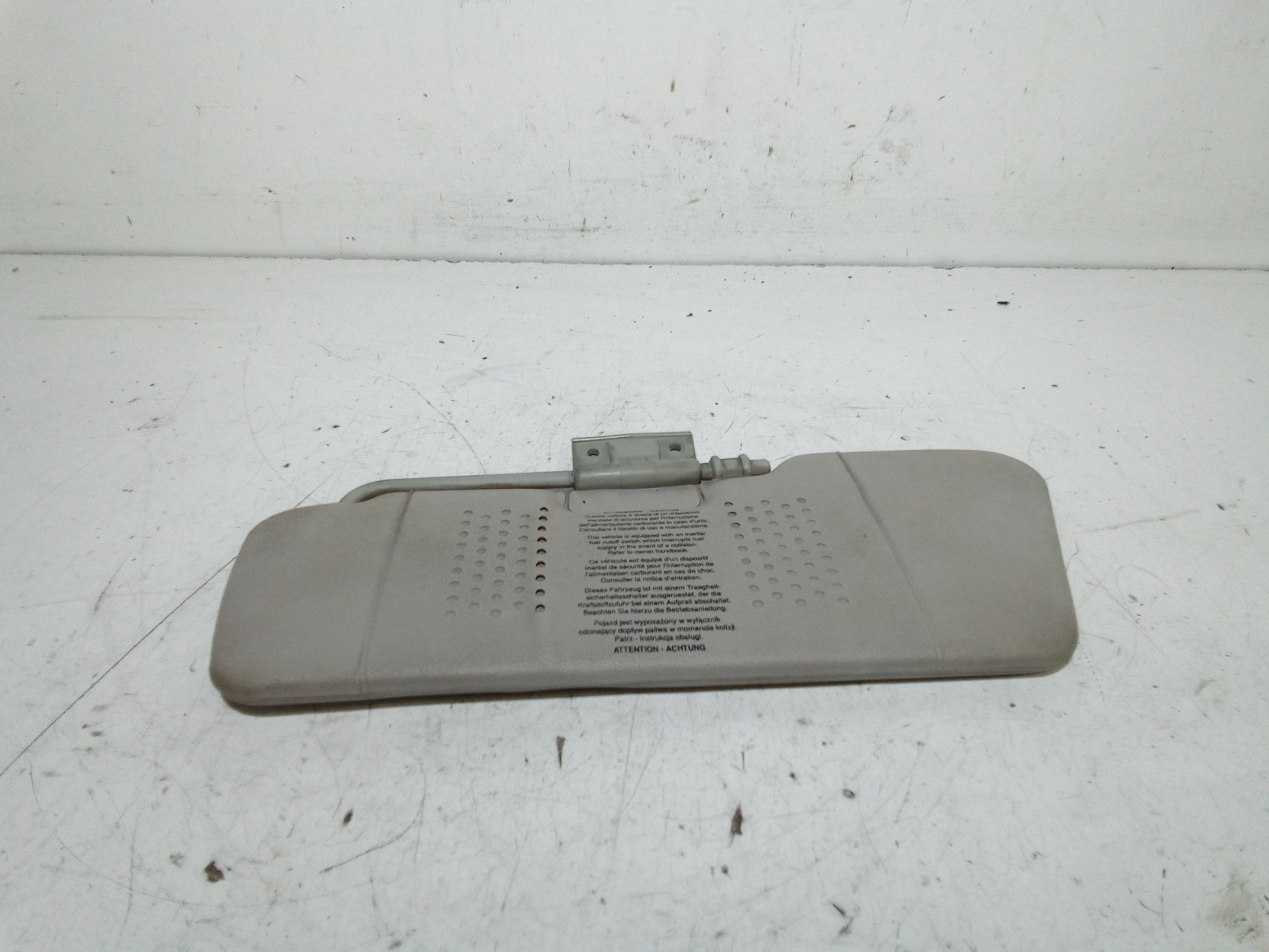 Aletta Parasole Parabrezza Sinistro 735244330 Usato